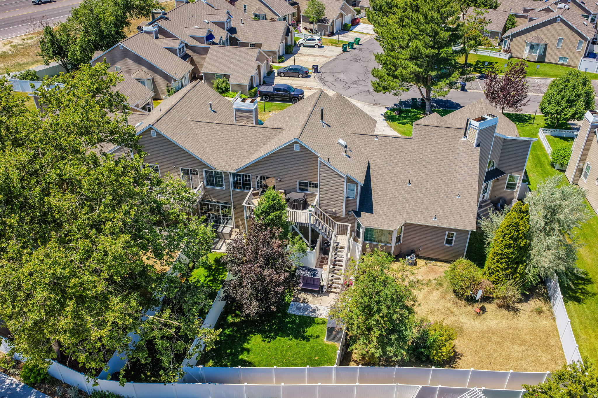 CHESTNUT PLACE CONDMN - Residential