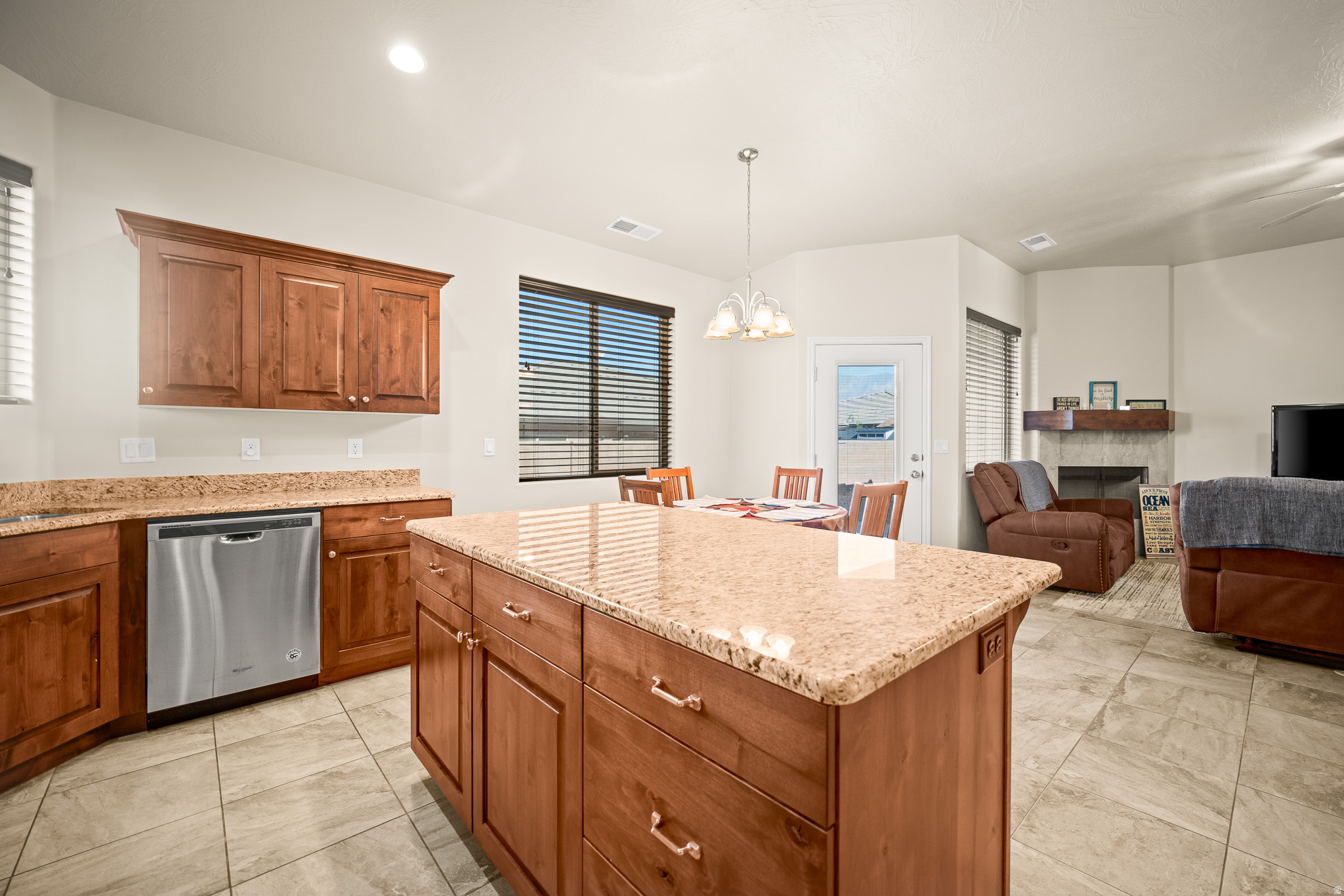 PEREGRINE POINTE PH 3 - Residential