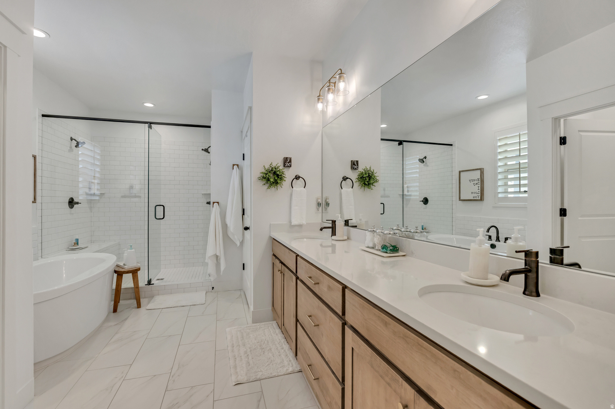 BEACON POINT - Residential