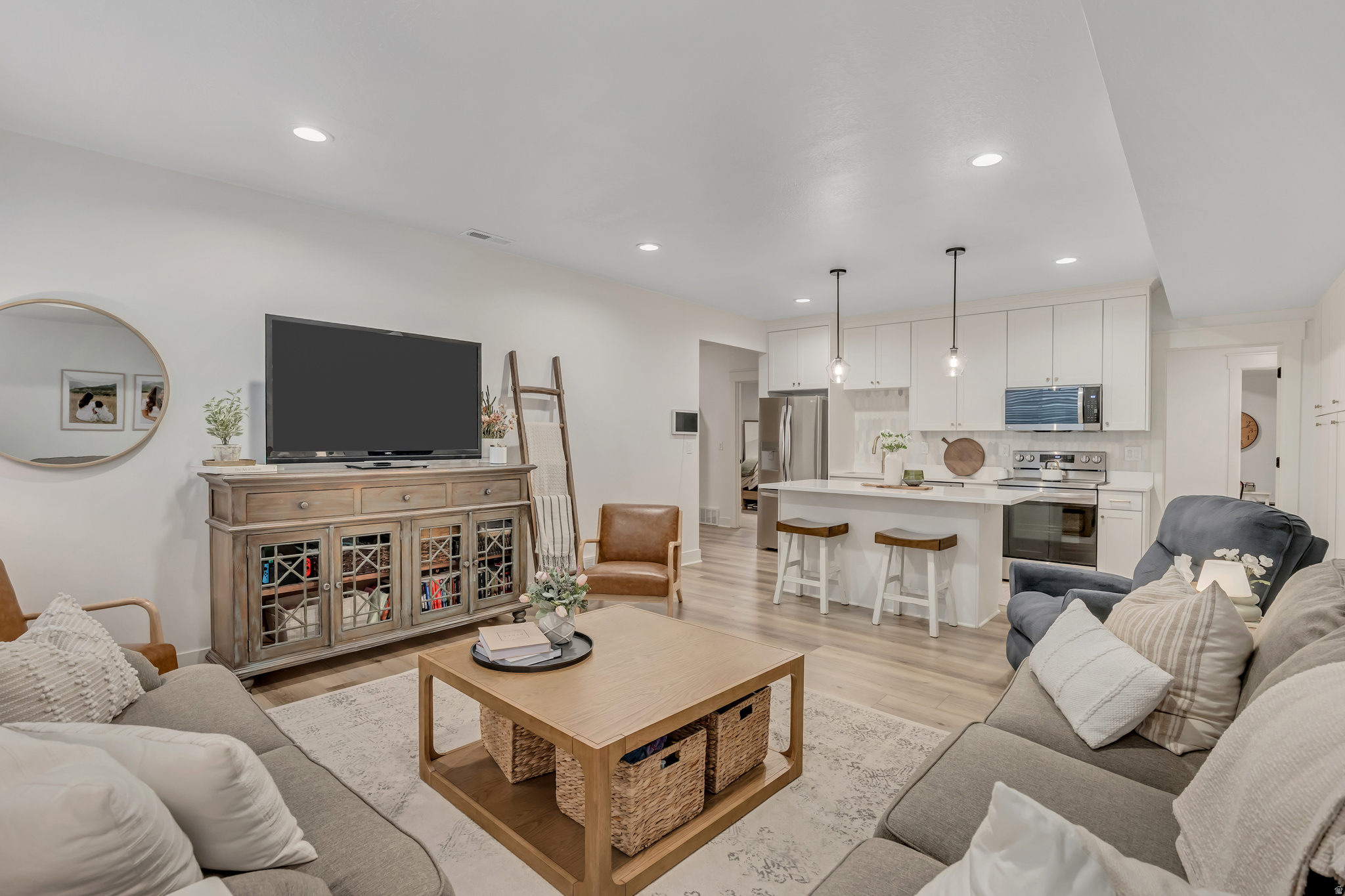 BEACON POINT - Residential