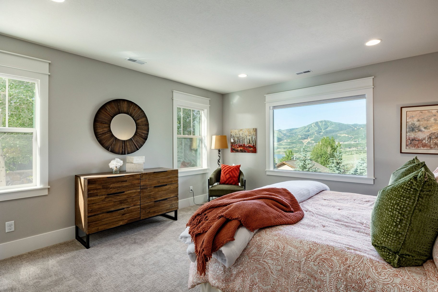 DEER MOUNTAIN - Residential