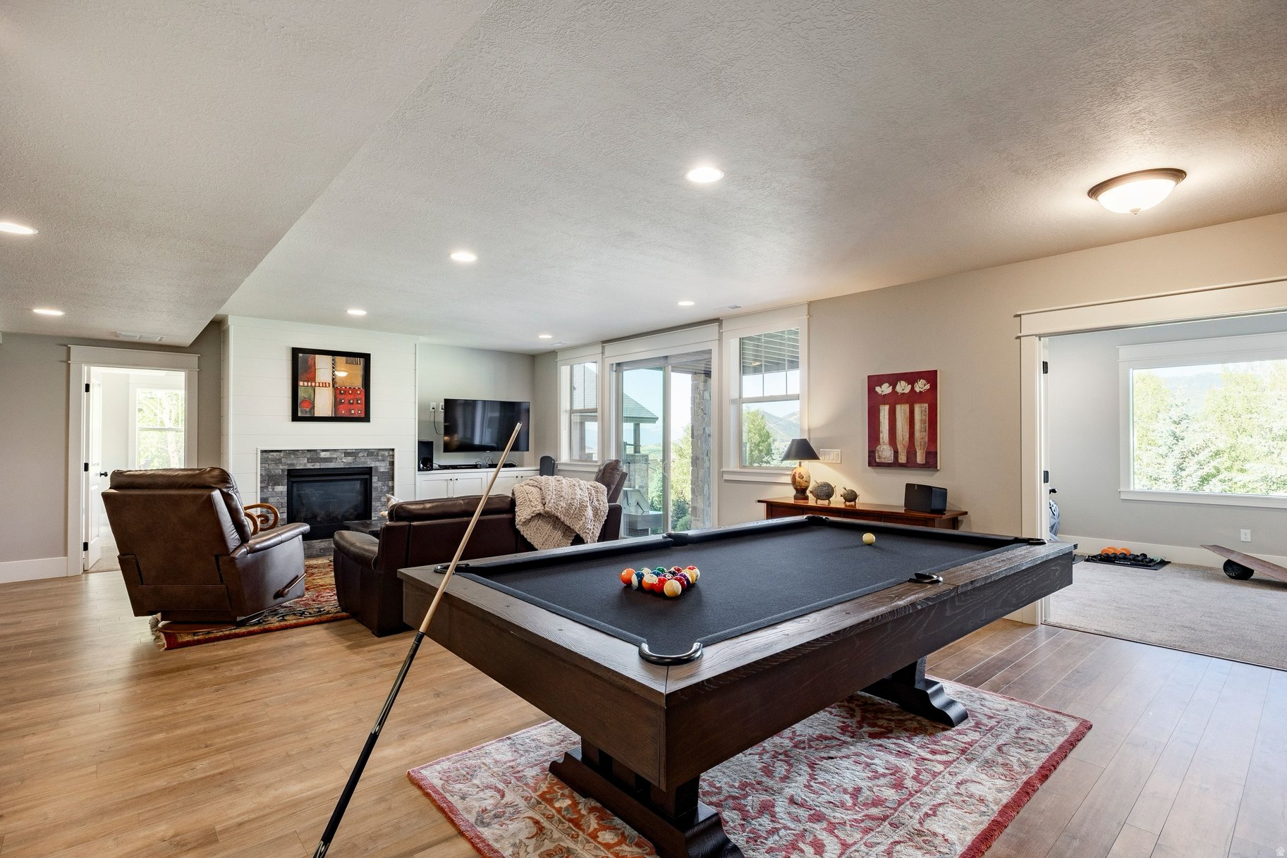 DEER MOUNTAIN - Residential