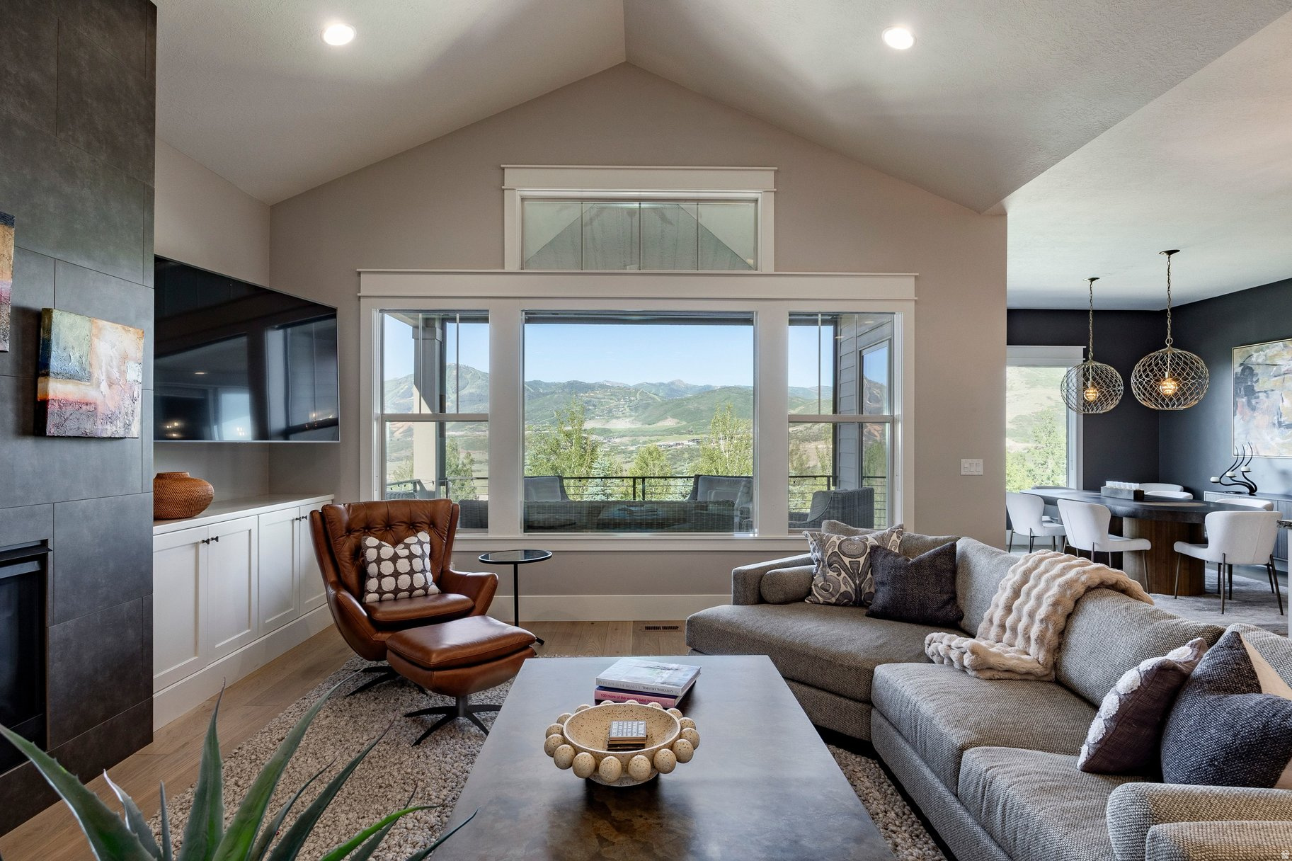DEER MOUNTAIN - Residential