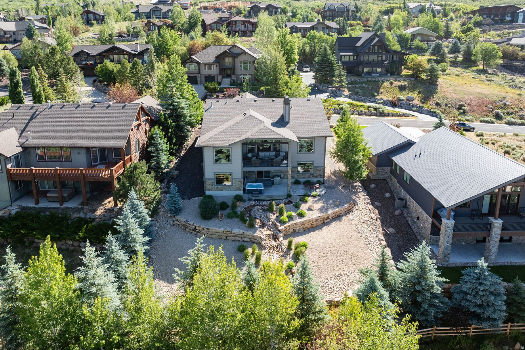 DEER MOUNTAIN - Residential