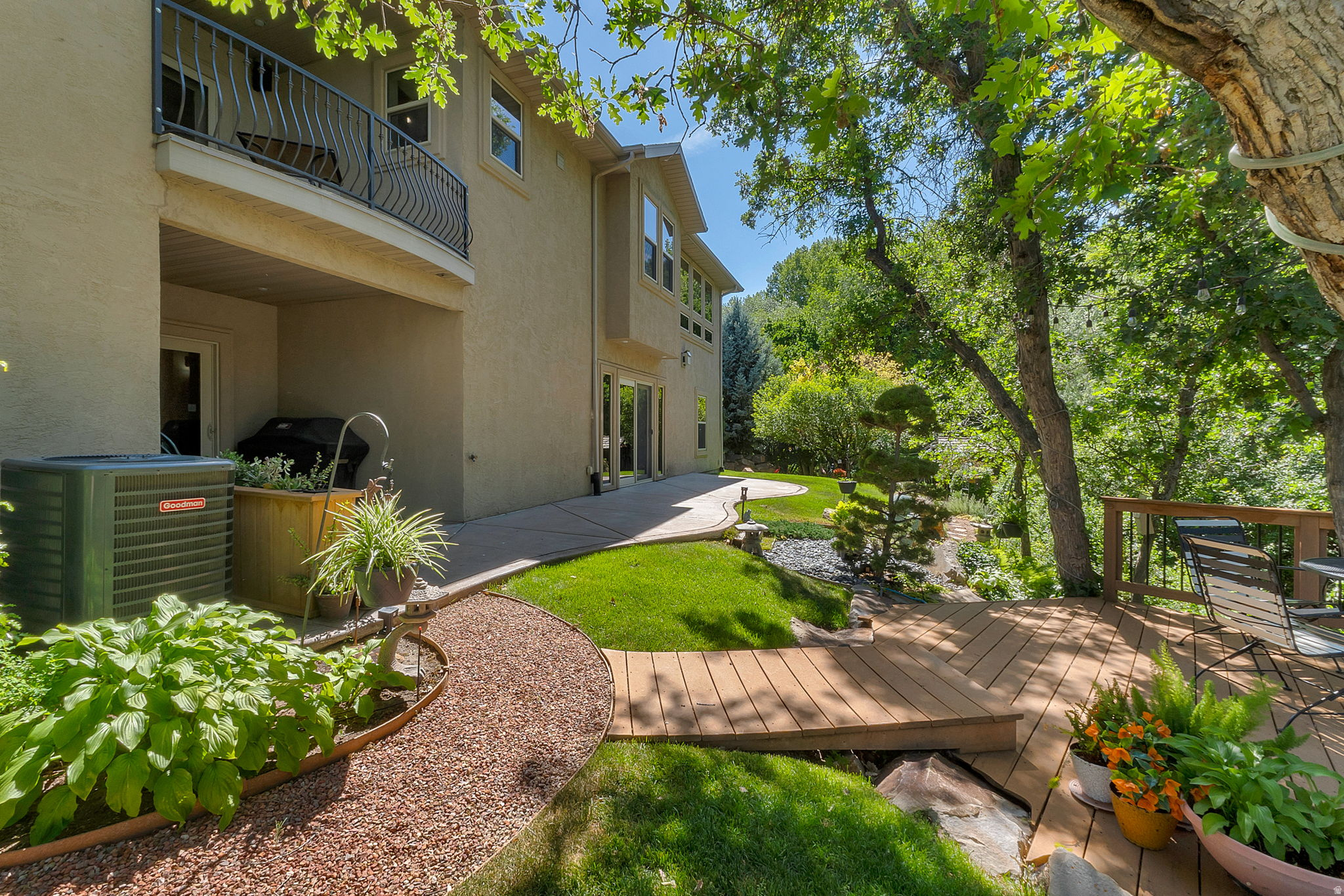 SMITHFIELD RIDGE - Residential