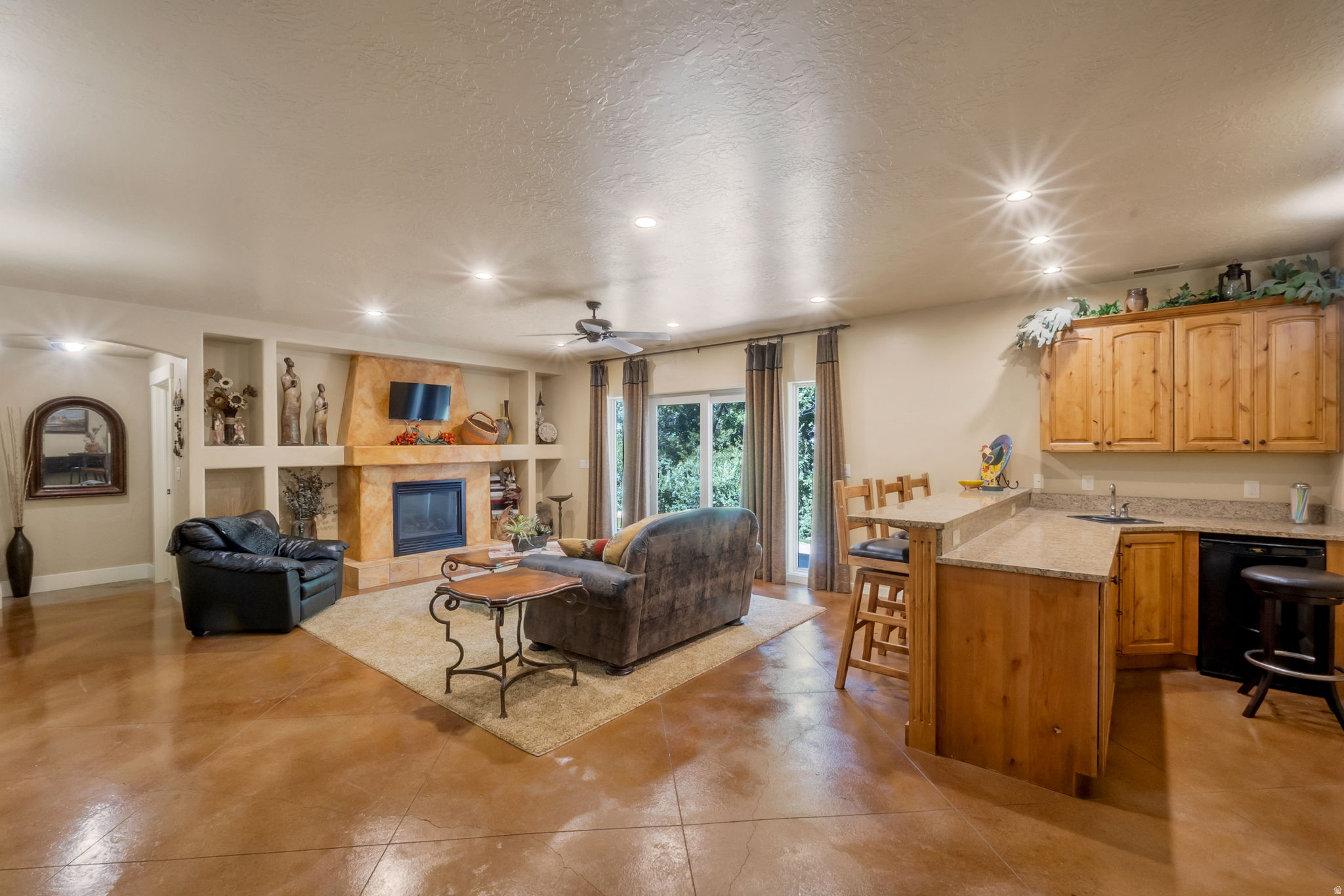 SMITHFIELD RIDGE - Residential