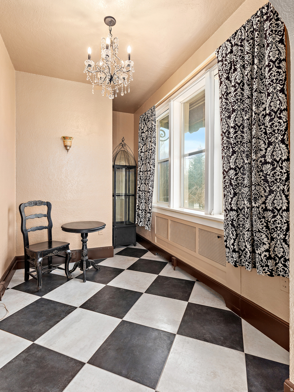 CUSHING - Commercial Sale