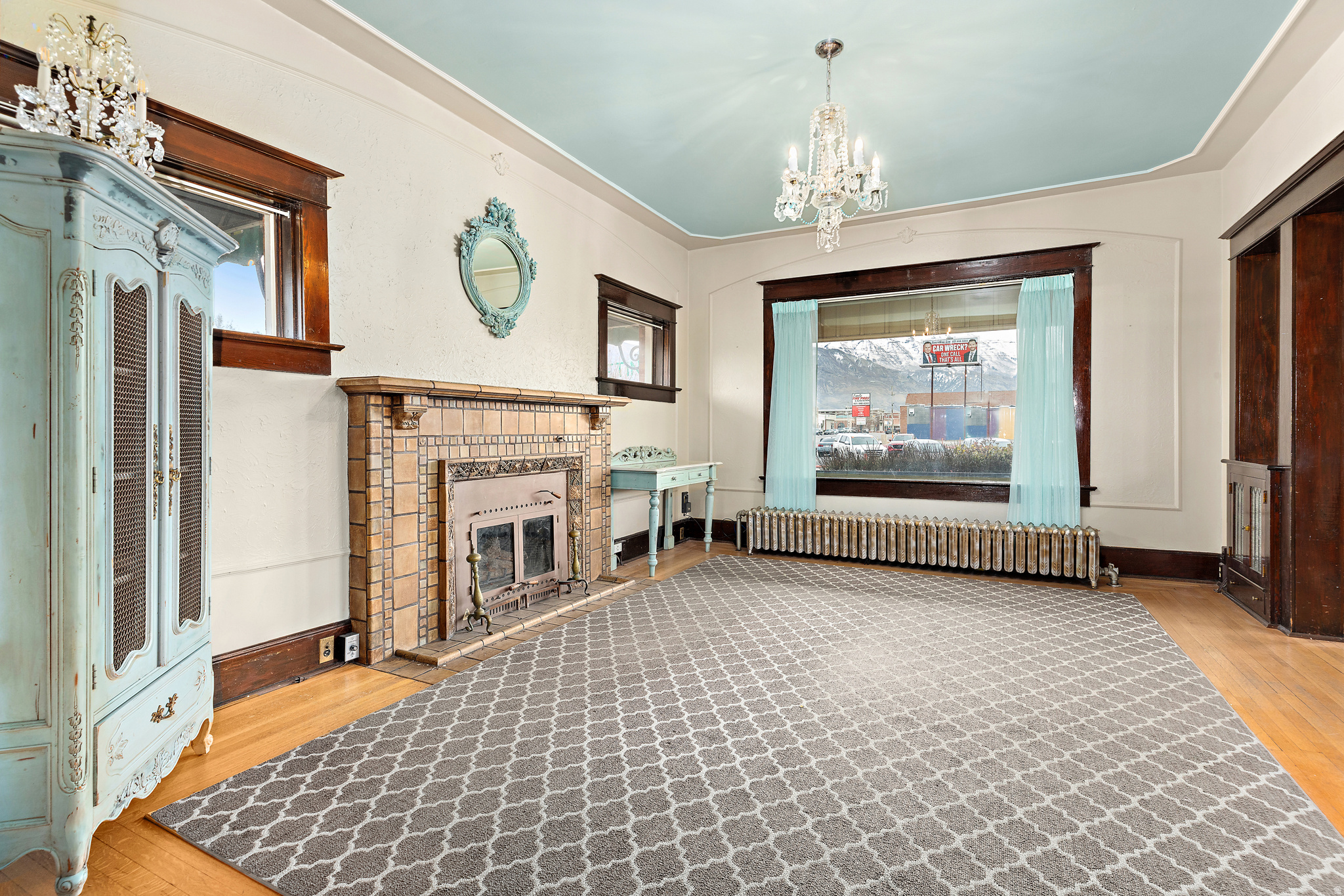 CUSHING - Commercial Sale