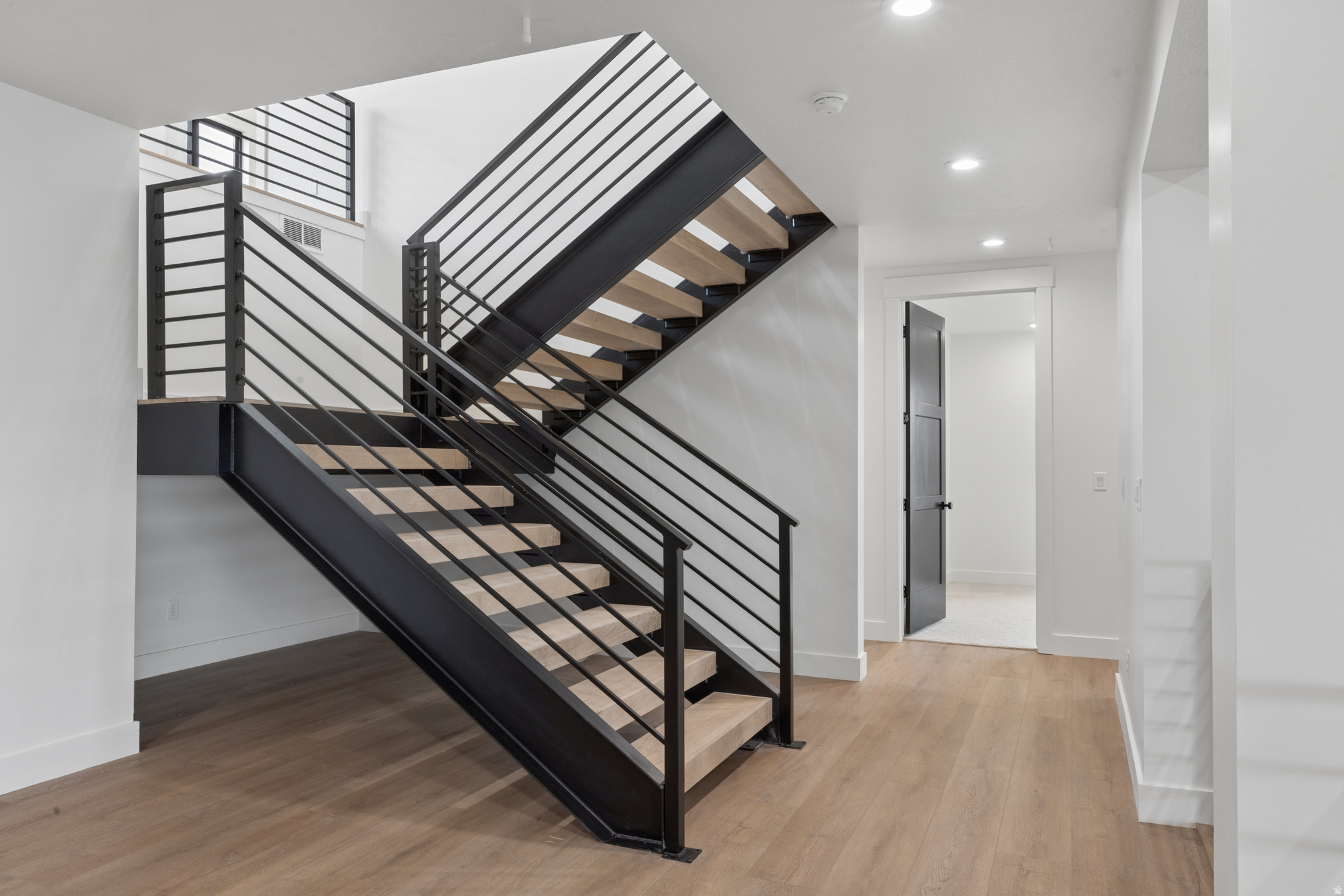 DEER CREST - Residential