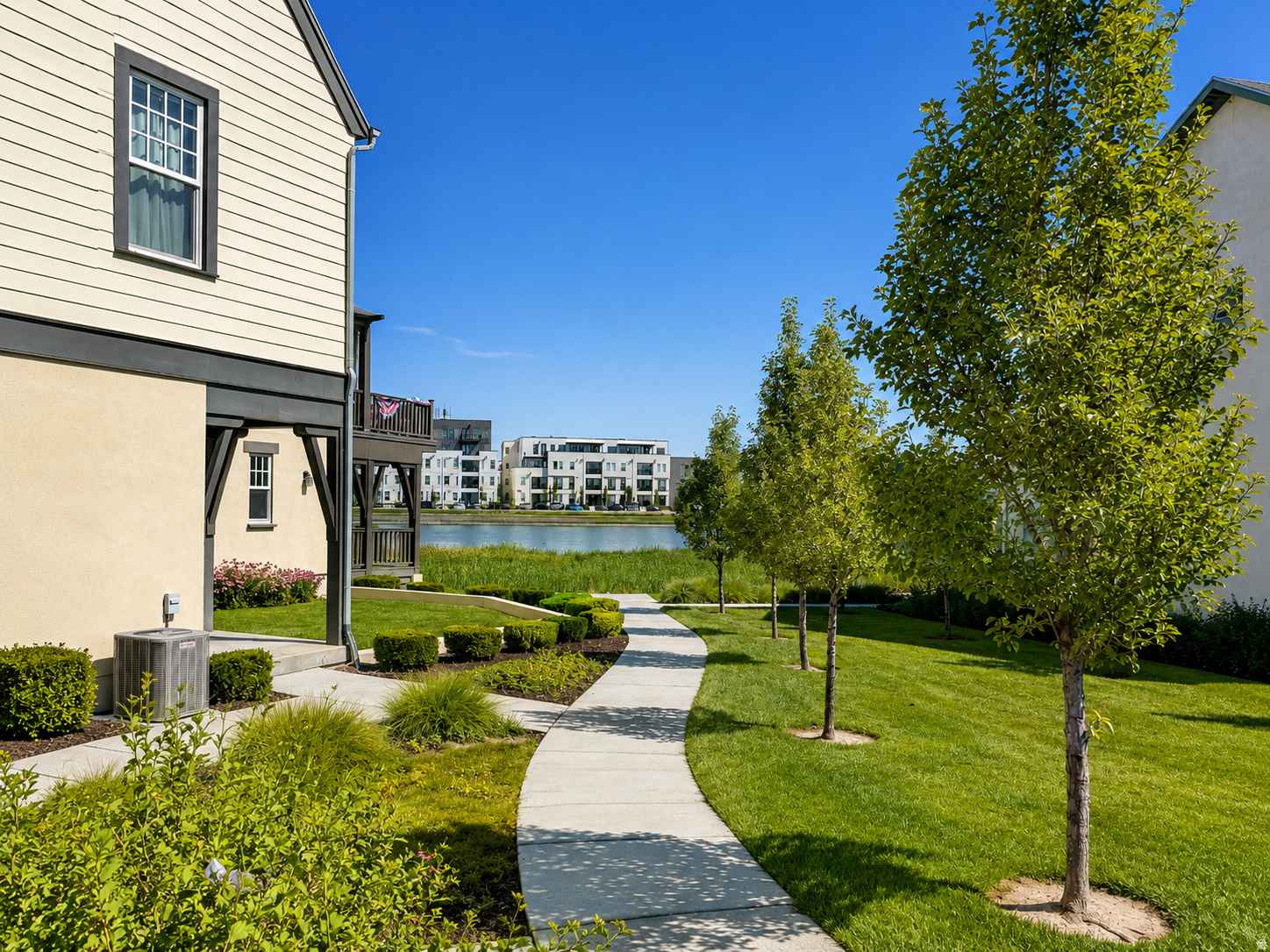 DAYBREAK - Residential