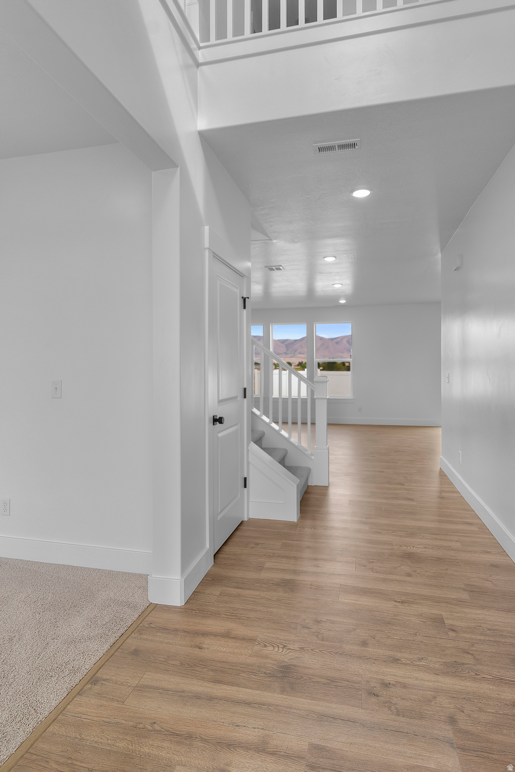 ENVISION ESTATES - Residential