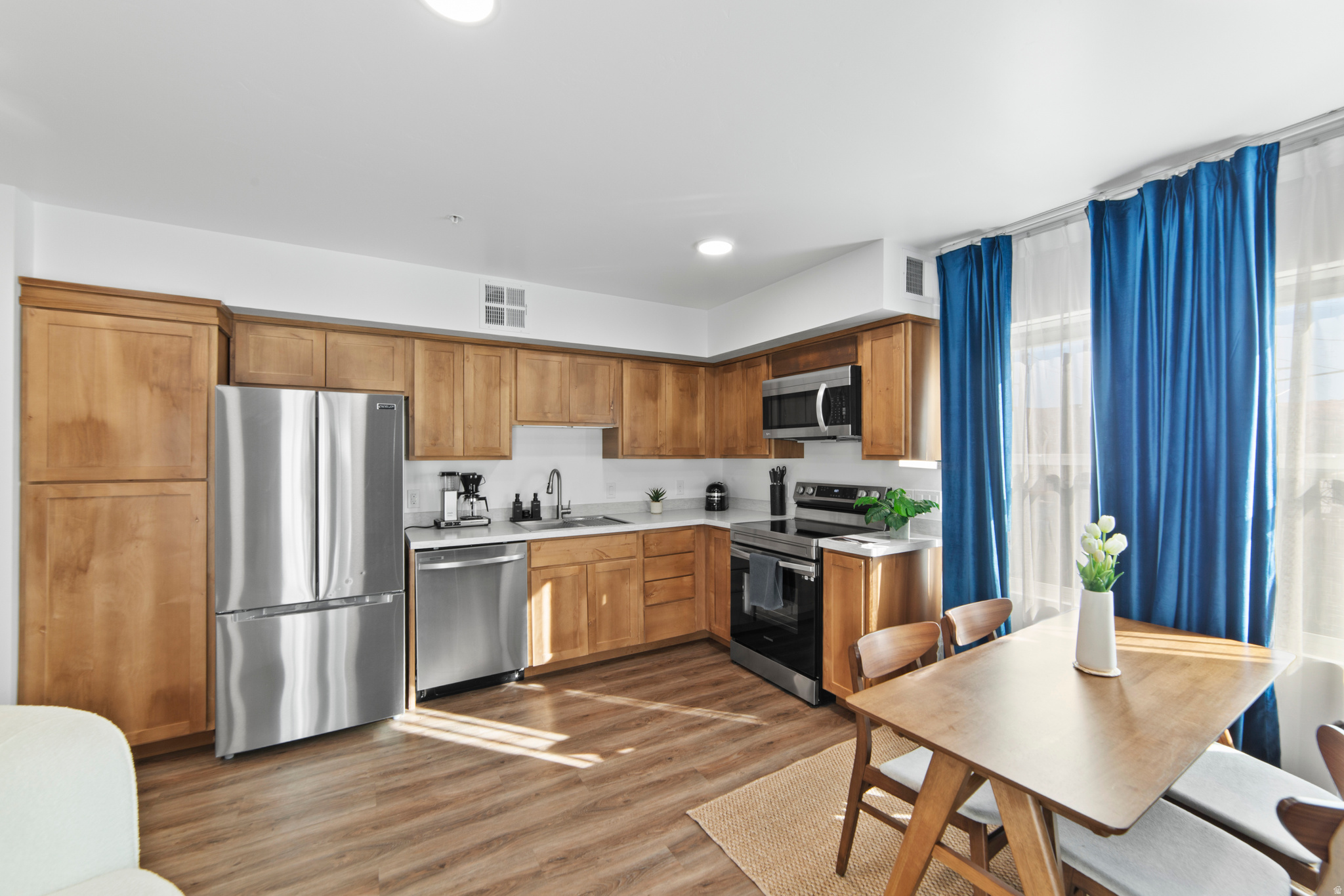 KANE CREEK CONDOS - Residential