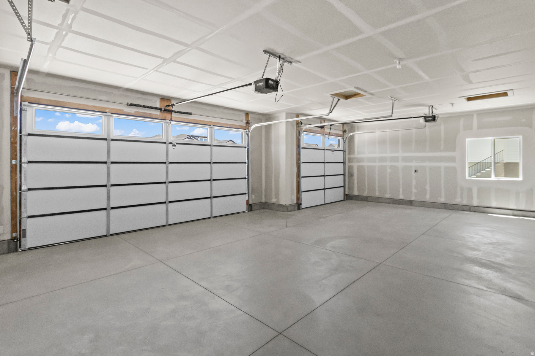 HART ESTATES - Residential