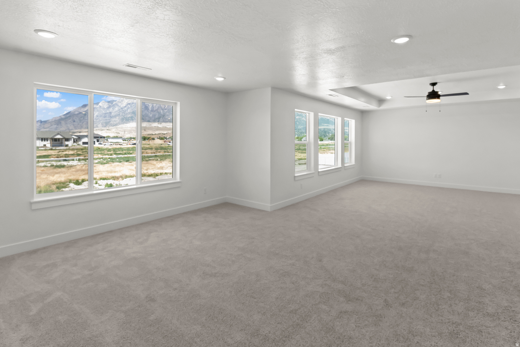 HART ESTATES - Residential