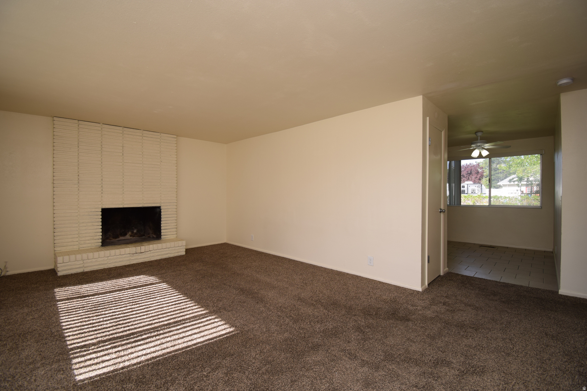 COLONY WEST #8 - Residential
