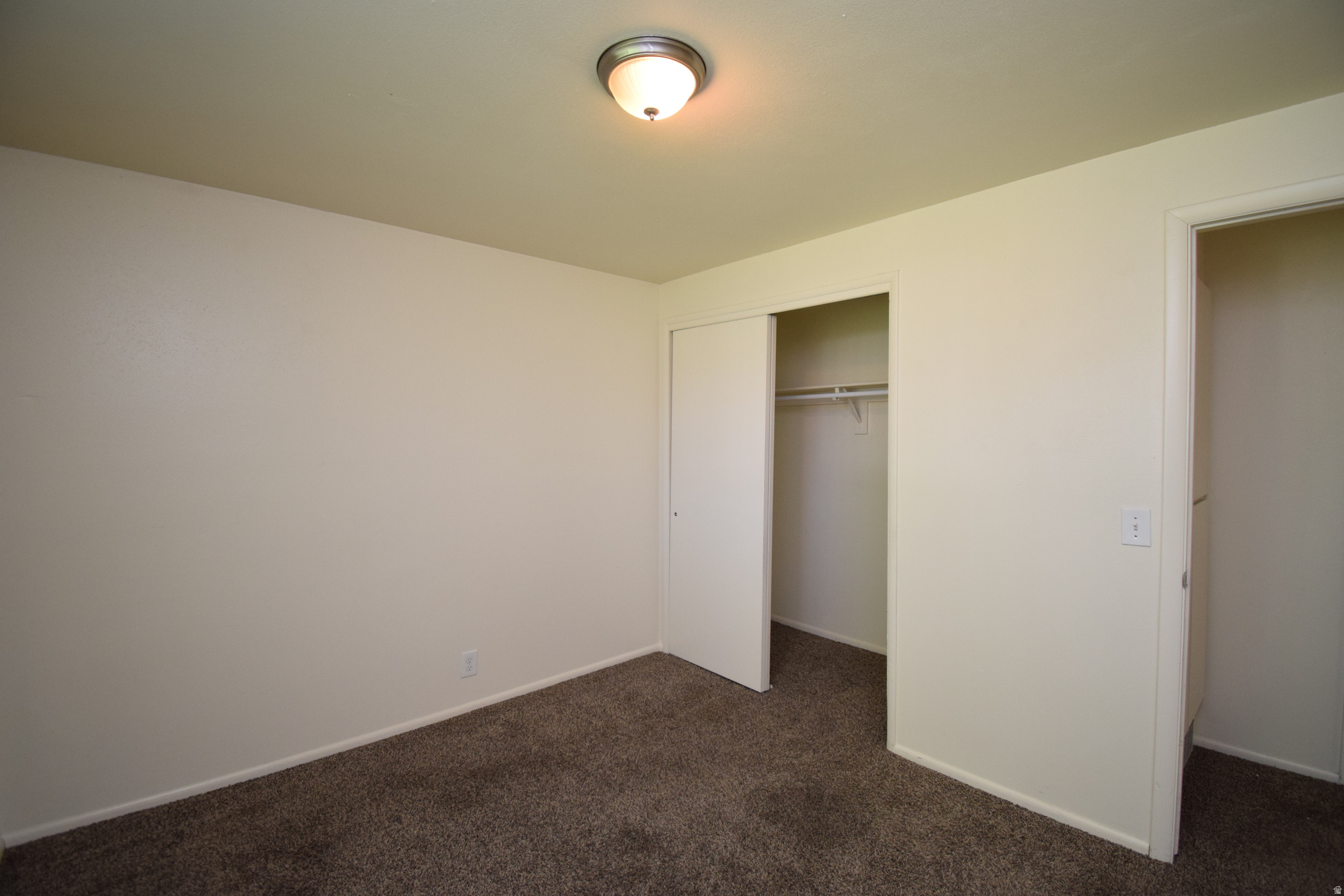COLONY WEST #8 - Residential