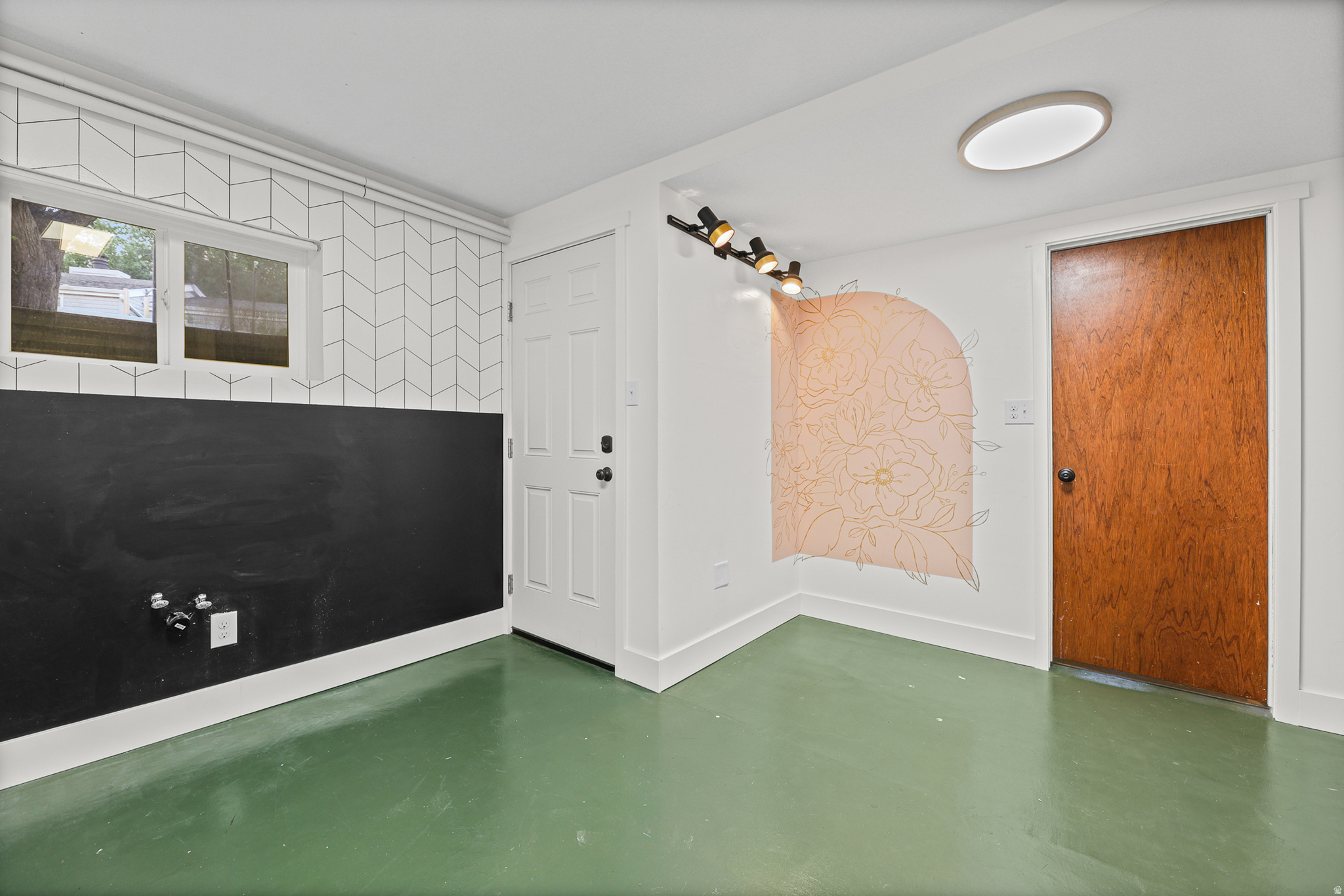 EASTWOOD HILLS SUB - Residential