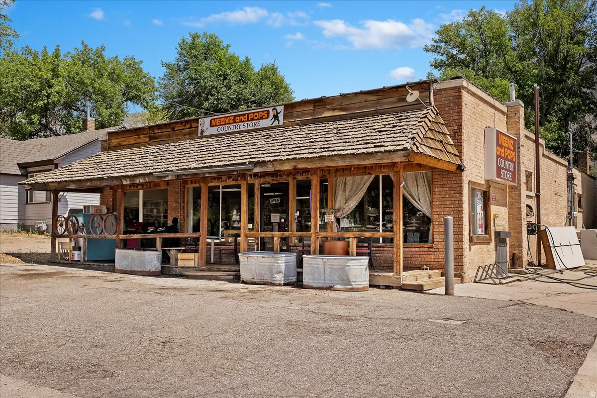 Positioned along a well-traveled route to Crystal Hot Springs, this commercial opportunity offers strong visibility and consistent customer flow. The property features a functioning gas station paired with a flexible retail space, making it ideal for an owner-operator or investor looking to expand or rebrand.  The market area provides an open layout that can be adapted to a variety of retail or convenience uses. A compact, updated kitchen adds the option to introduce prepared food service, increasing revenue potential. Generous storage areas support efficient operations and inventory management.  Fuel services are already in place and benefit from steady traffic in the area. Most existing equipment is included, helping reduce startup costs and streamline the transition for a new owner.  This is a versatile property with multiple income possibilities in a high-exposure location.  Square footage is not verified. Buyer to obtain independent measurements.