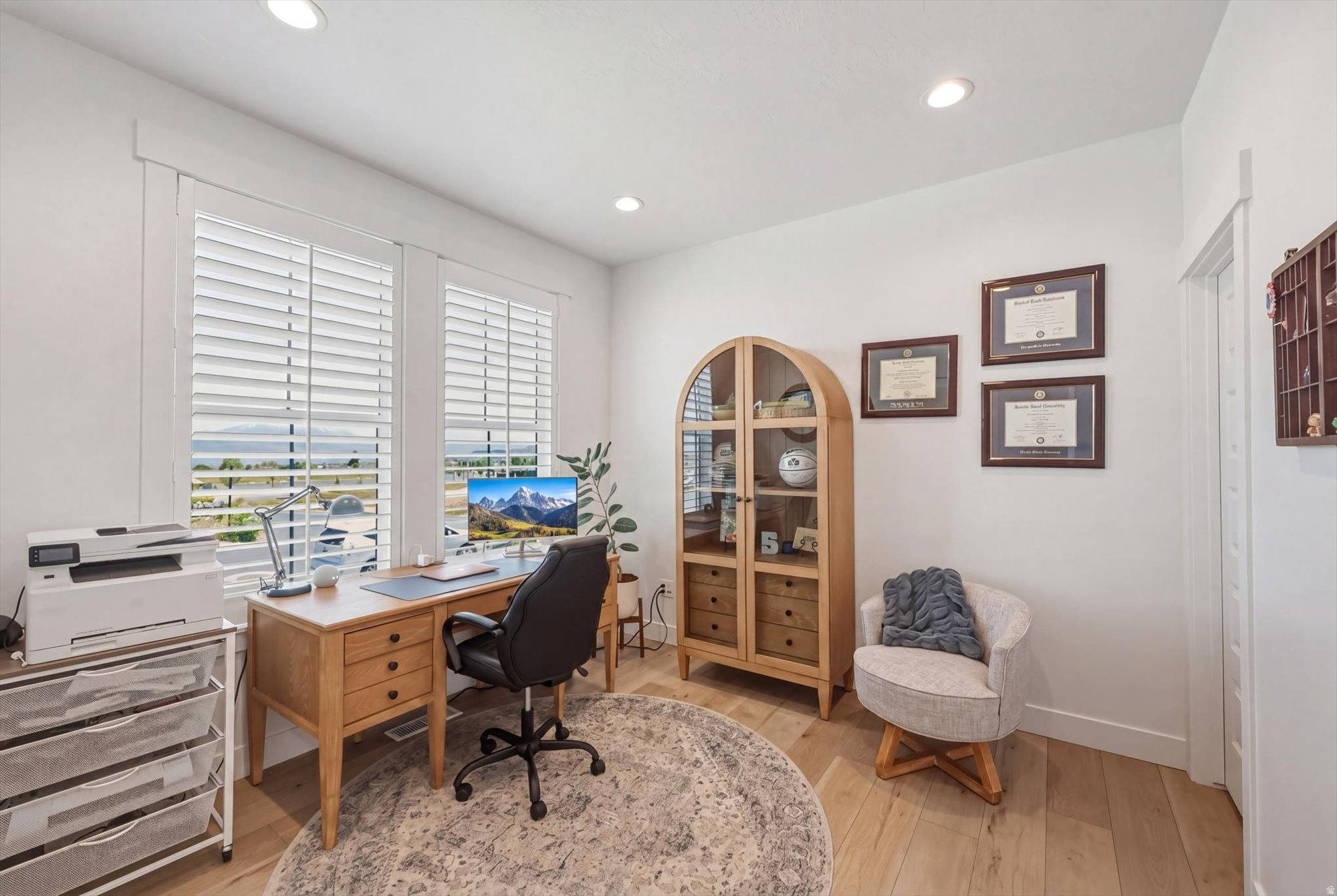 HIDDEN OAKS - Residential