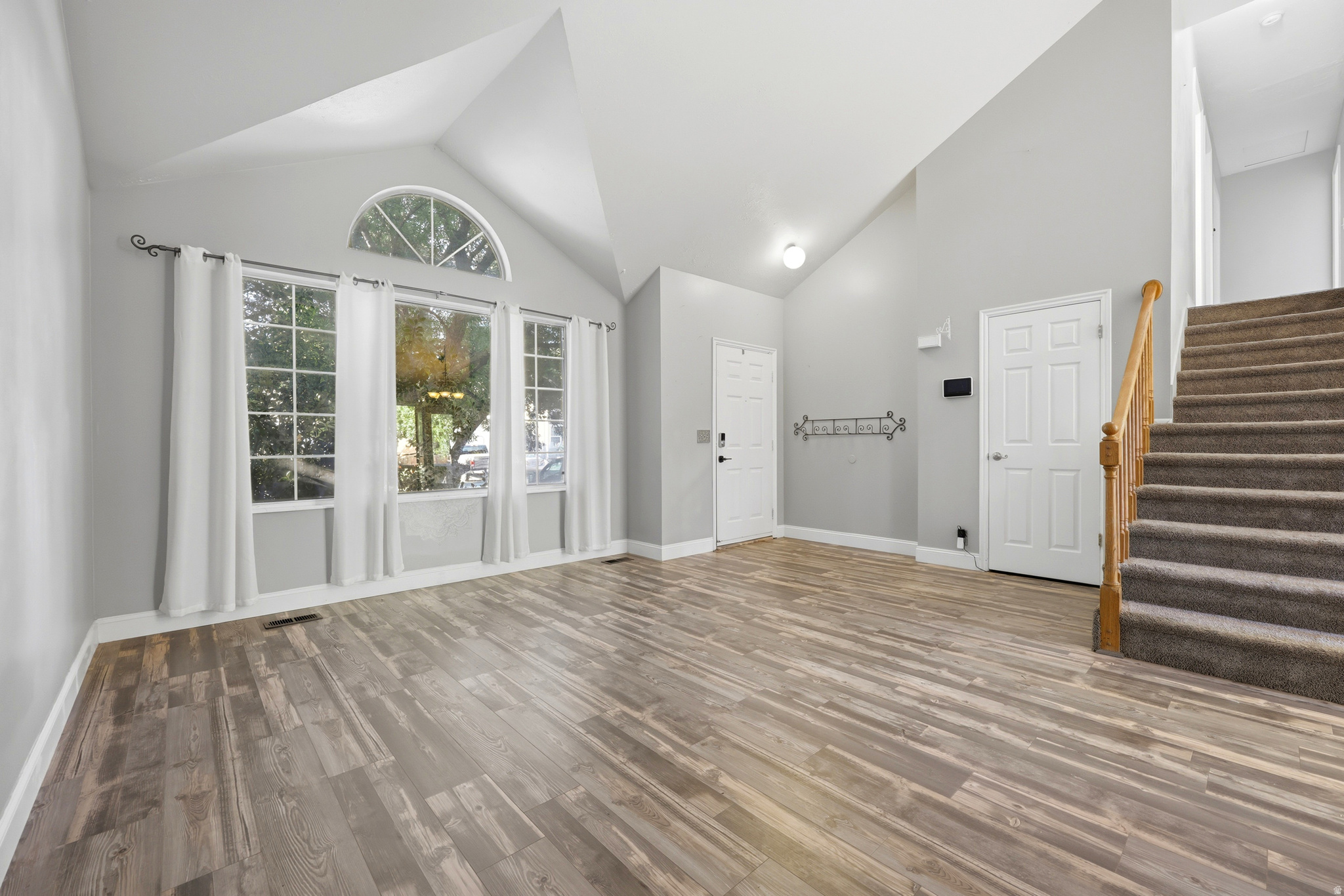 OQUIRRH SHADOWS - Residential