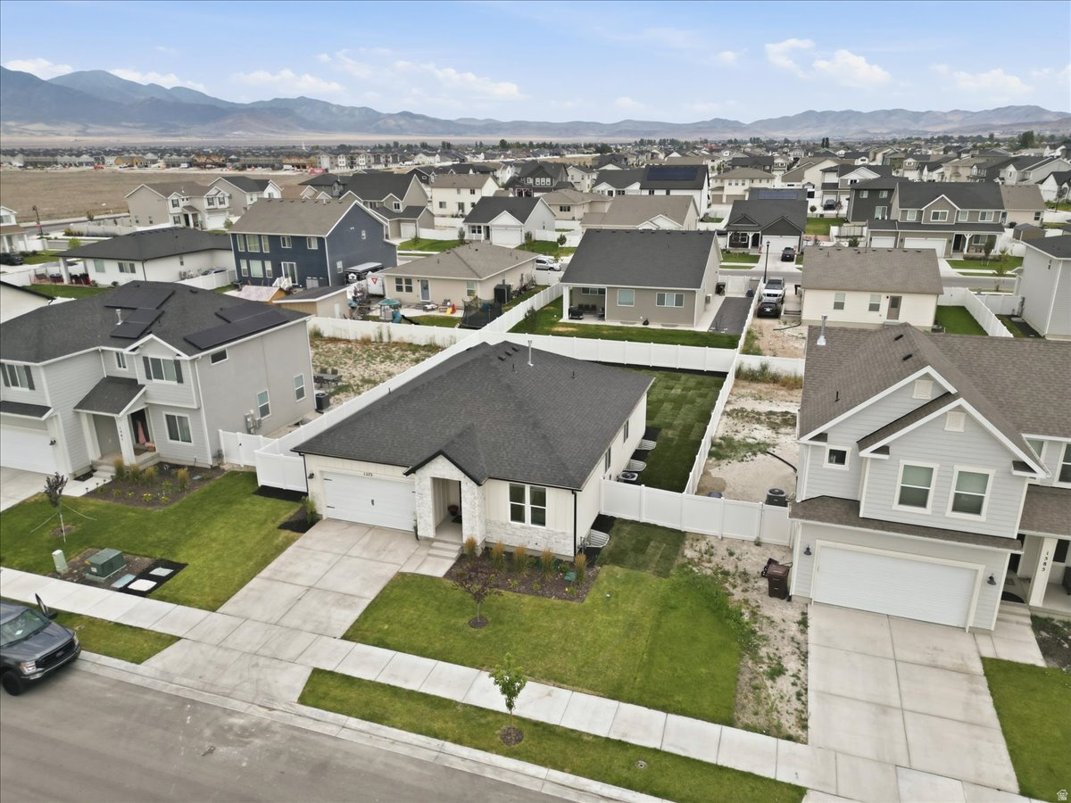 PARKWAY FIELDS - Residential