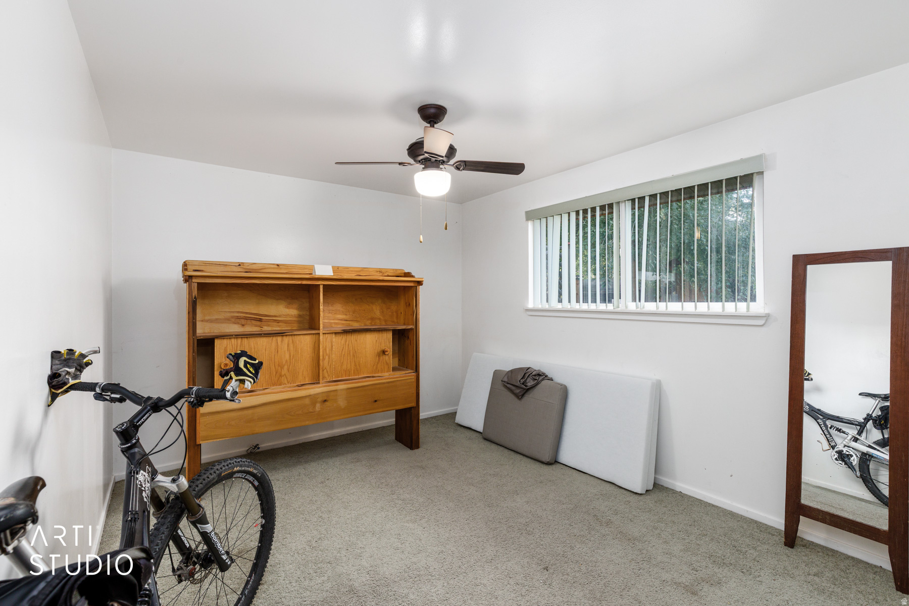 EYRIE MEADOW - Residential