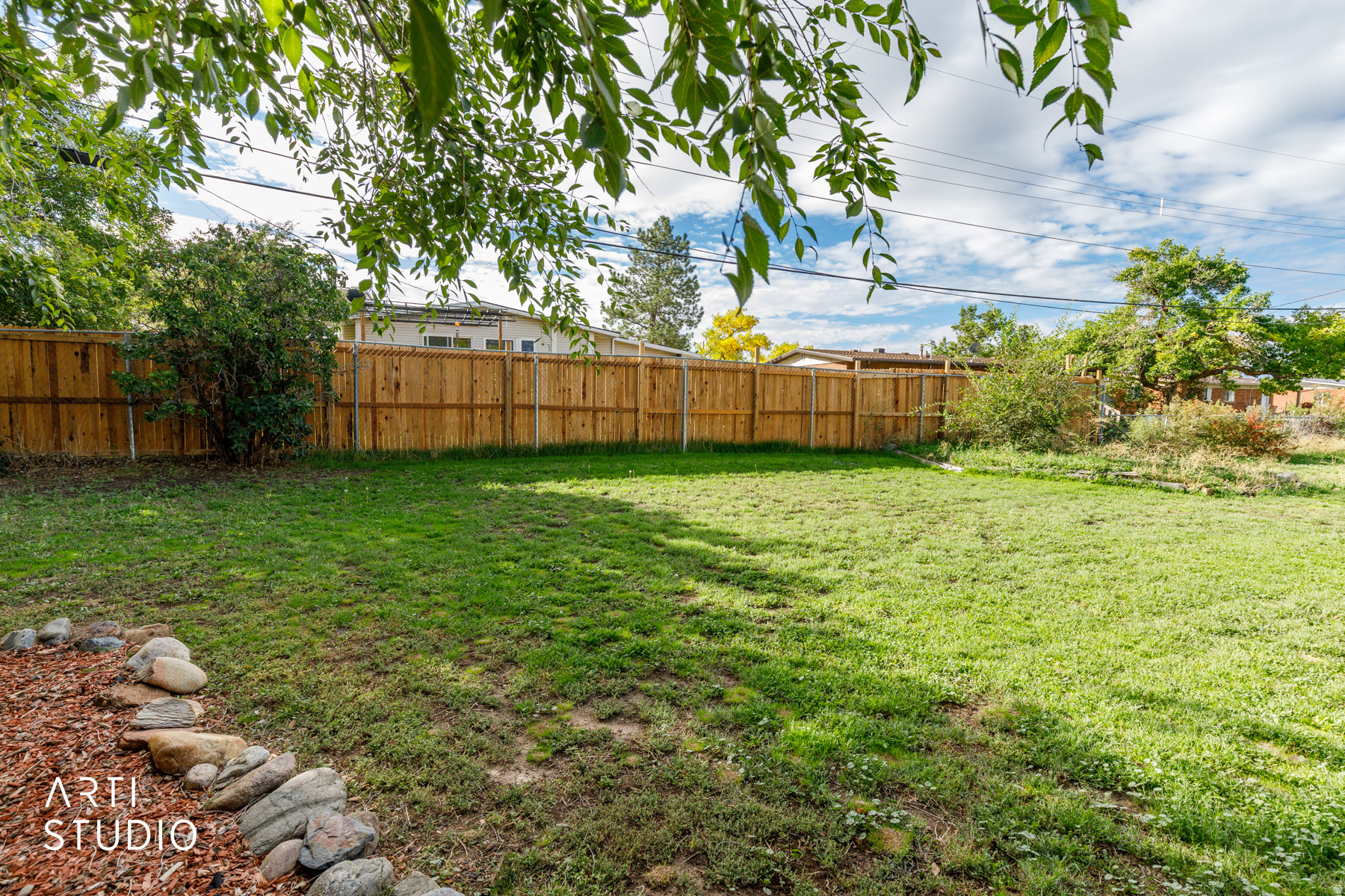 EYRIE MEADOW - Residential