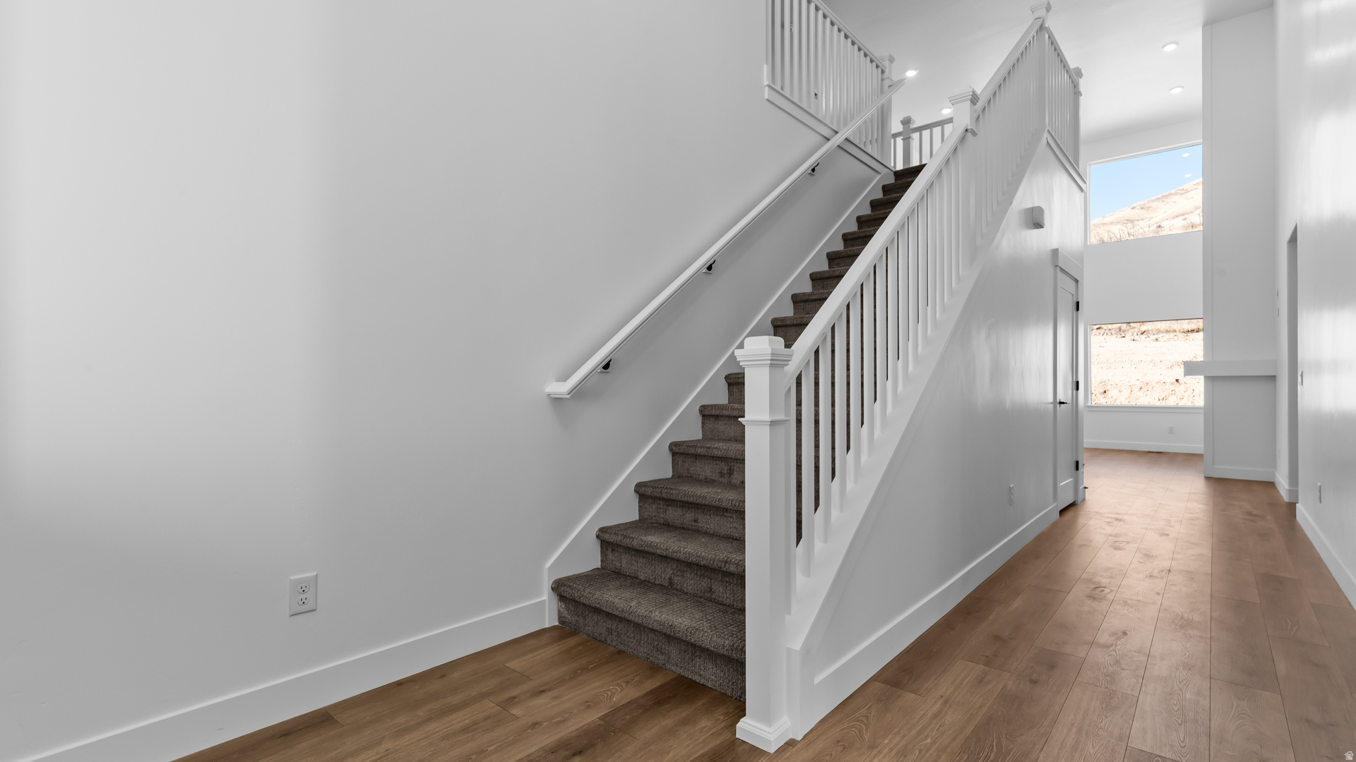 THE MAJORS - Residential