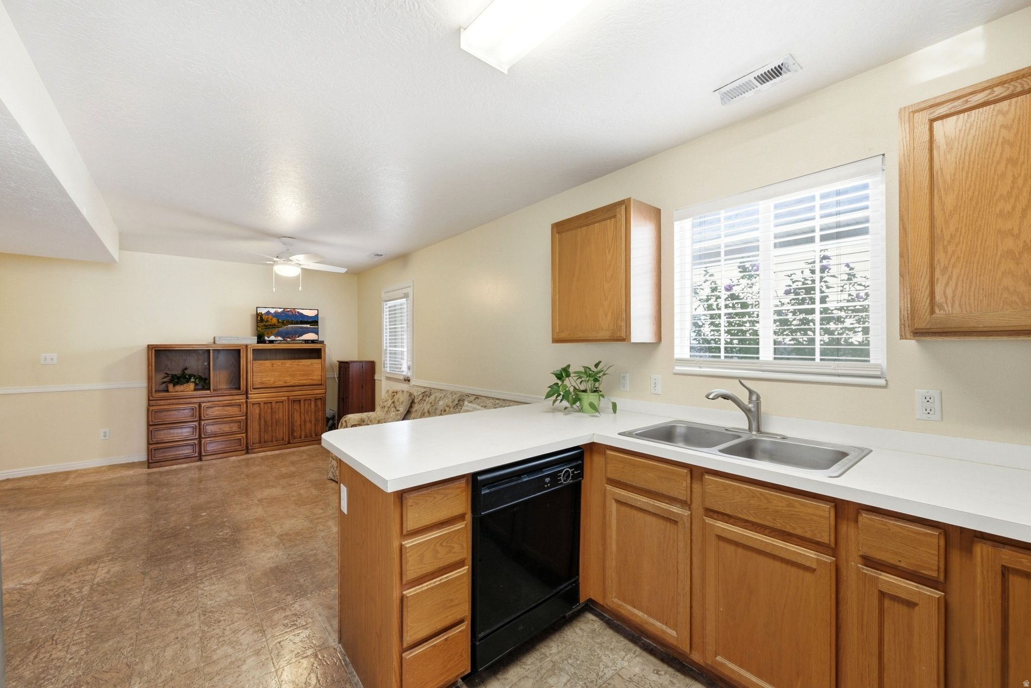 SUNSET PARK - Residential