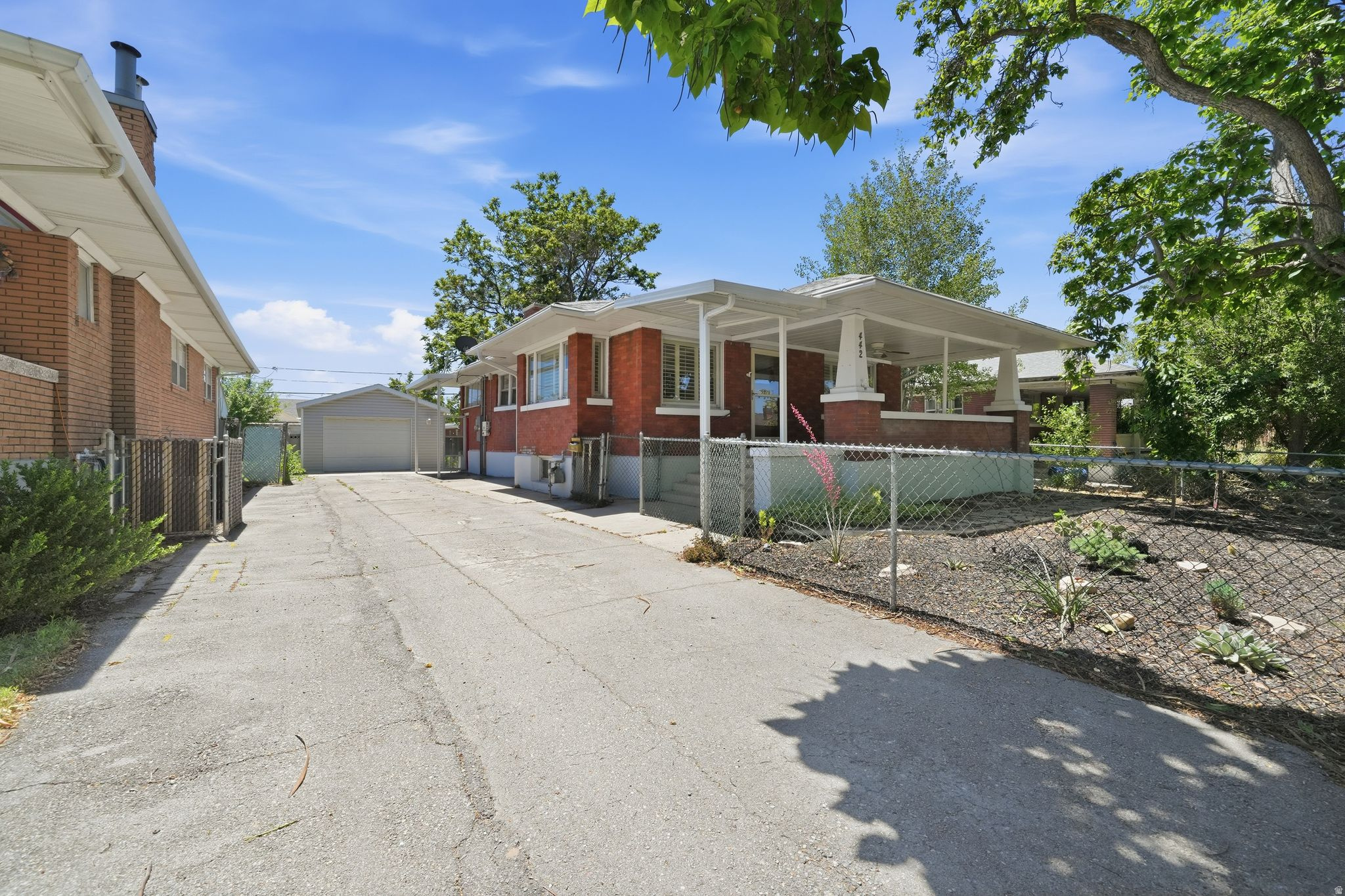 LIBERTY WELLS - Residential