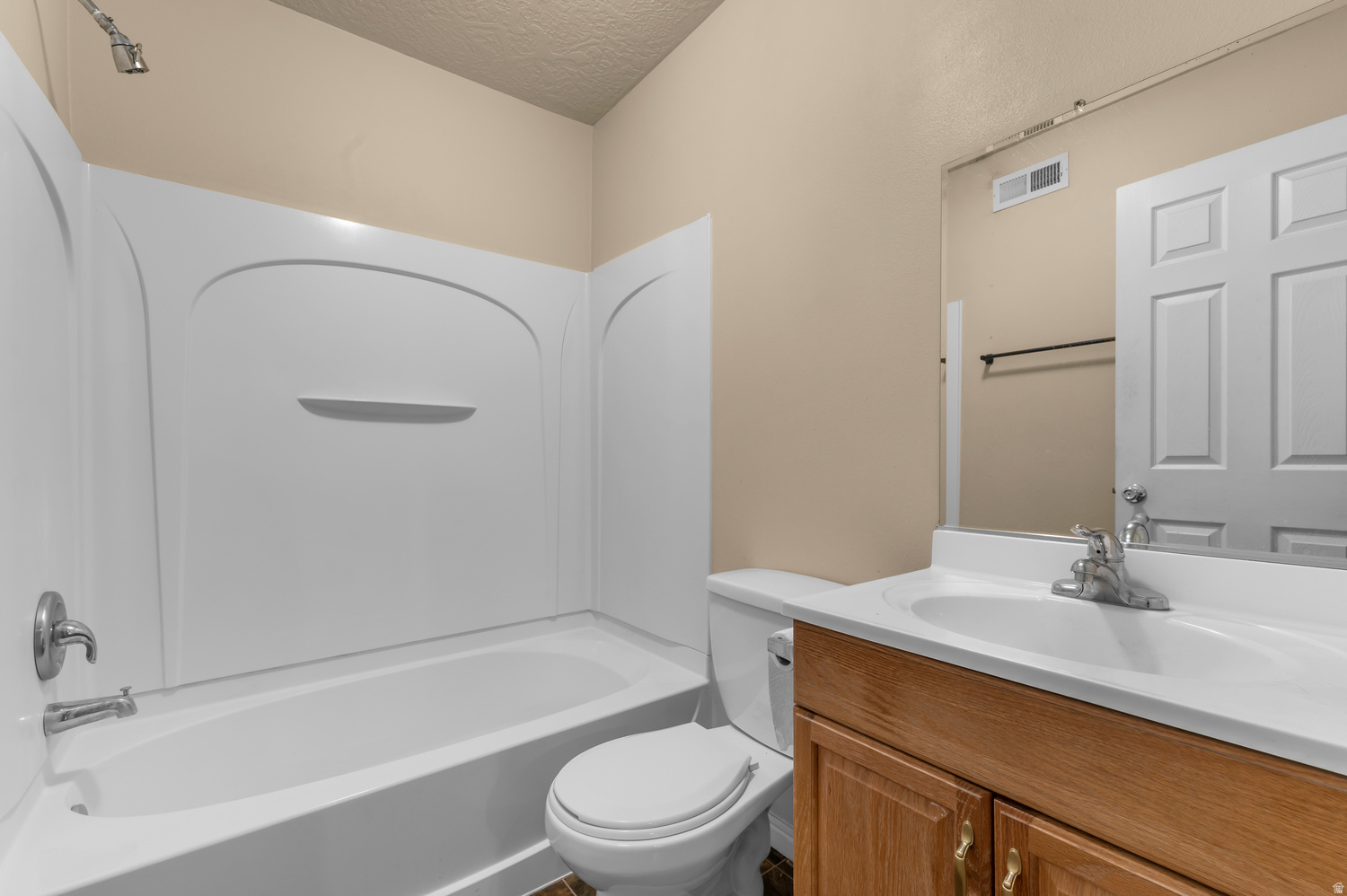 PHEASANT POINTE - Residential