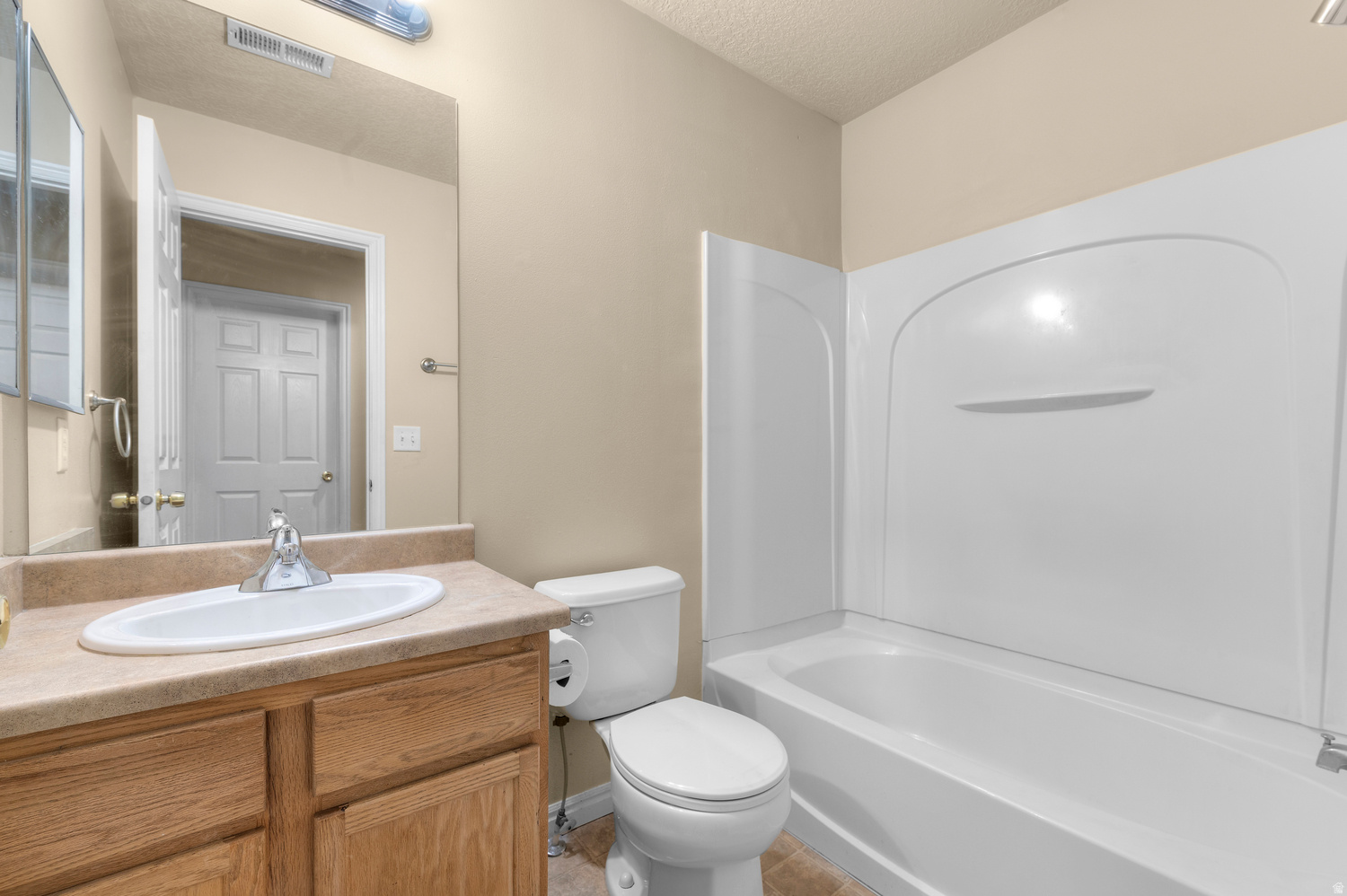 PHEASANT POINTE - Residential
