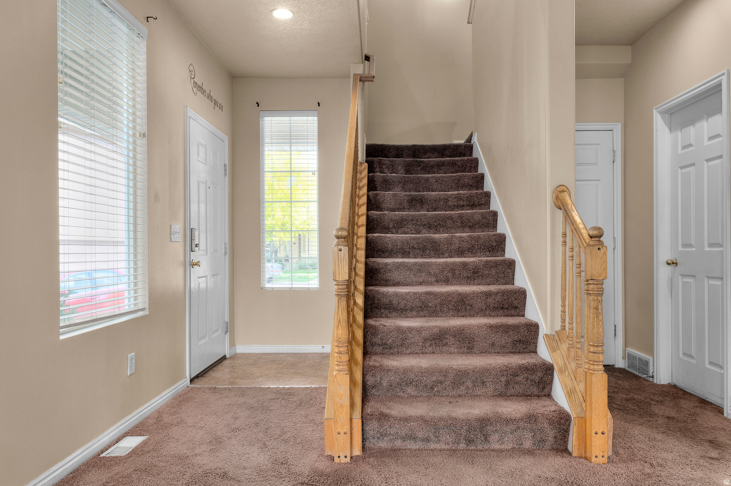 PHEASANT POINTE - Residential