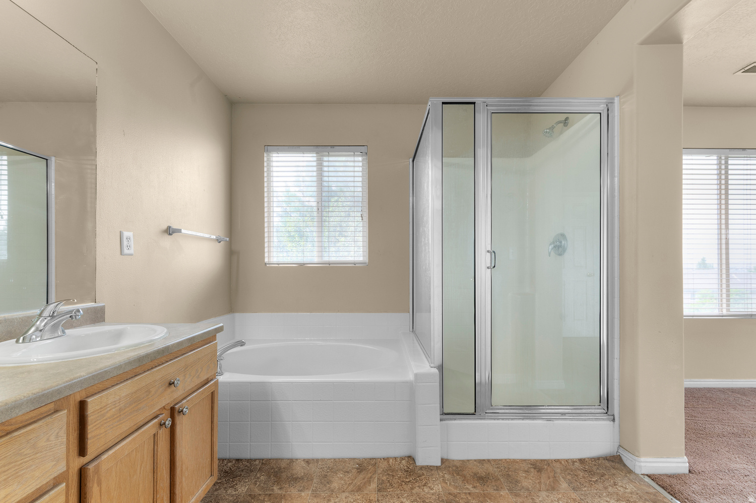 PHEASANT POINTE - Residential