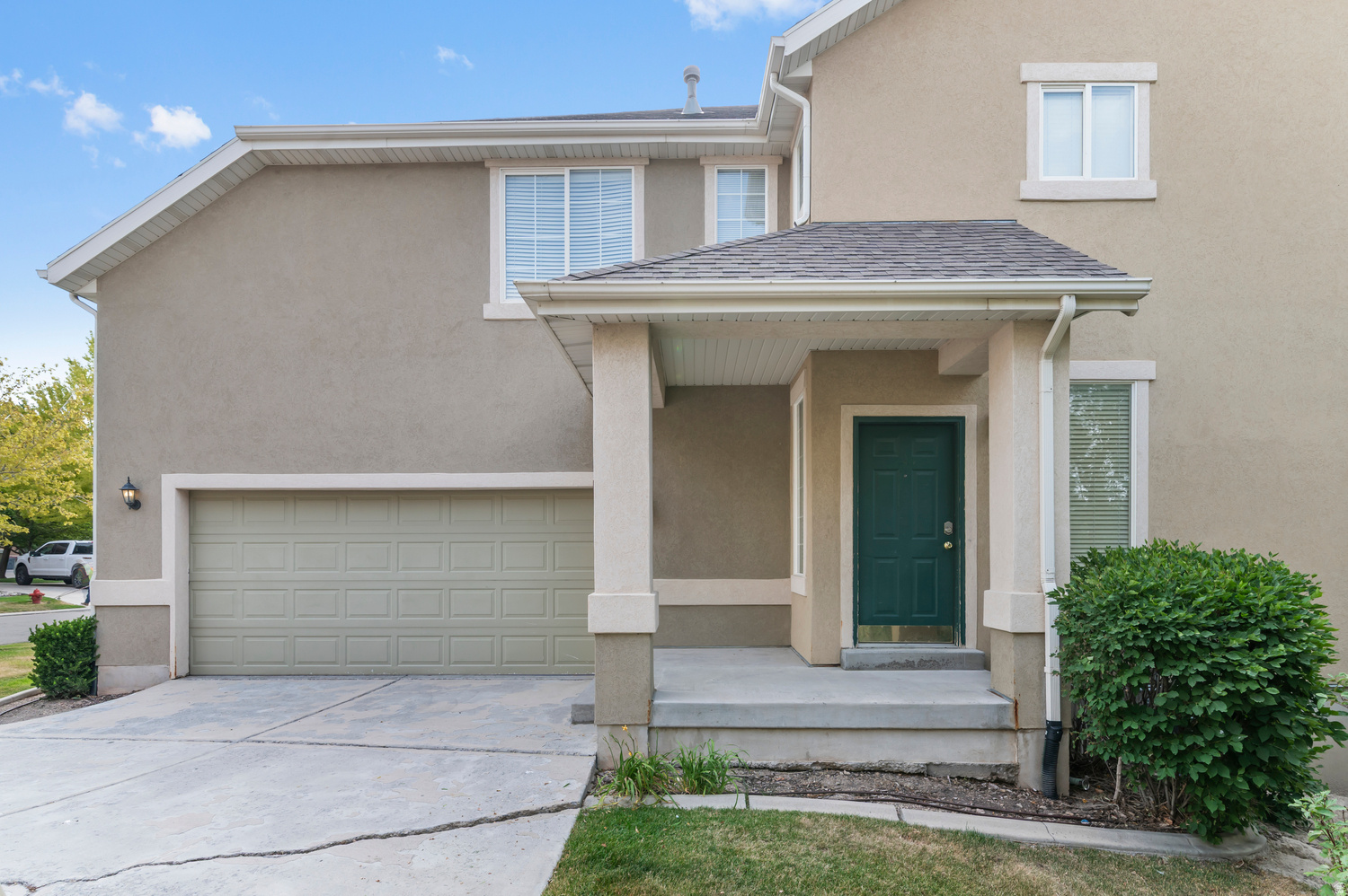 PHEASANT POINTE - Residential