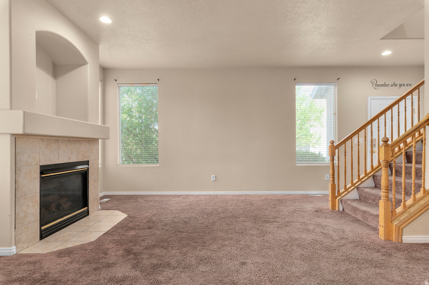 PHEASANT POINTE - Residential