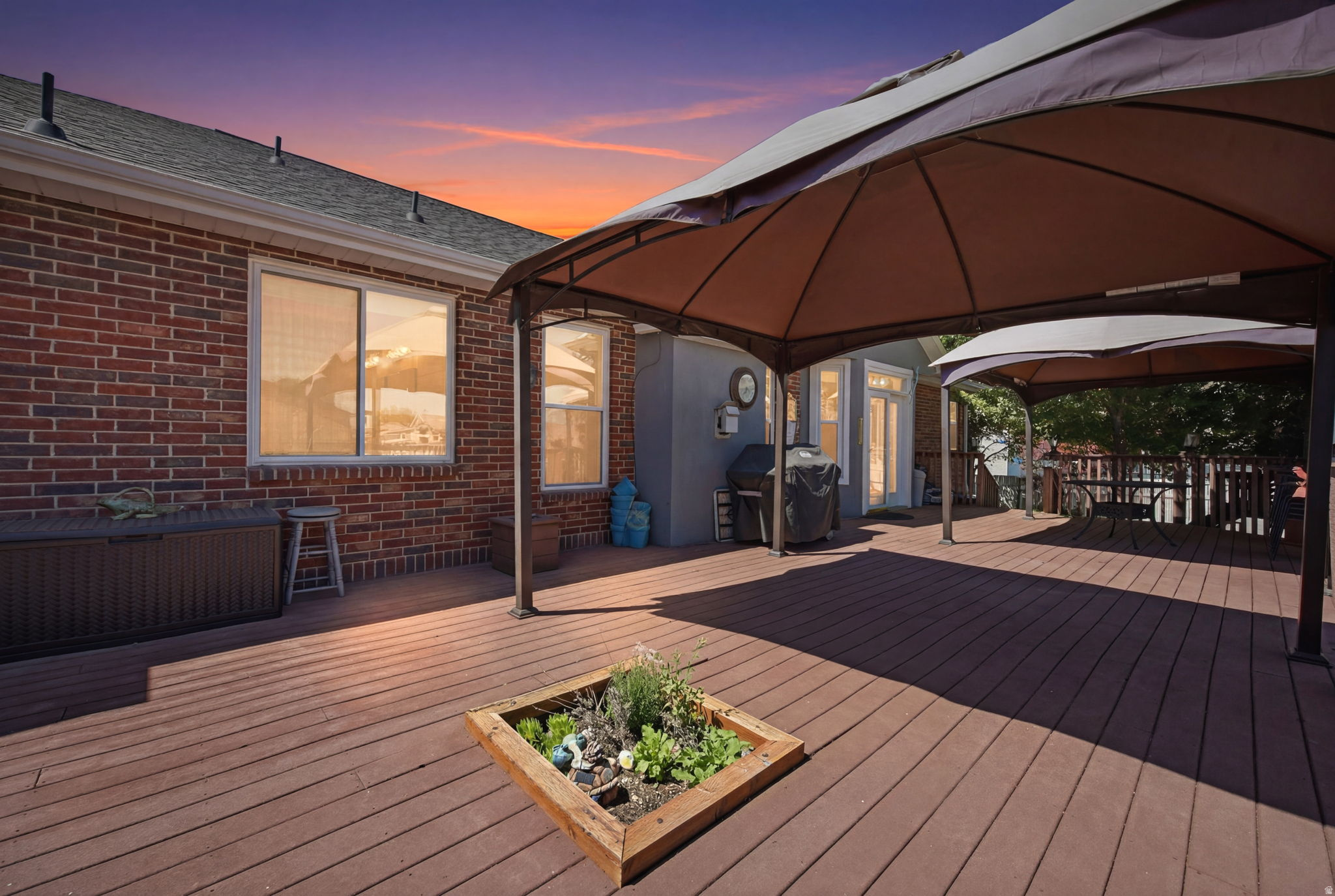 HERITAGE LANE SUBDIVISION - Residential