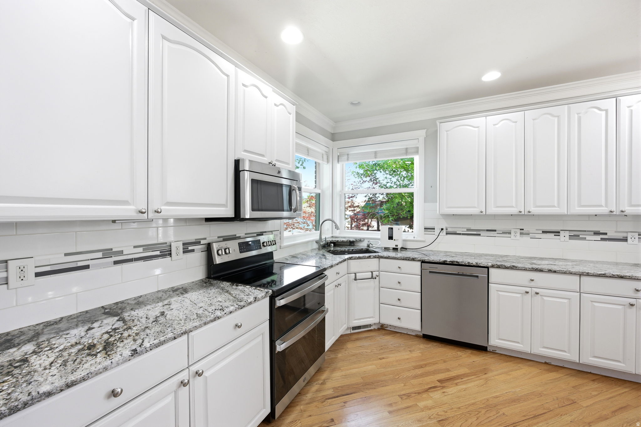 HERITAGE LANE SUBDIVISION - Residential
