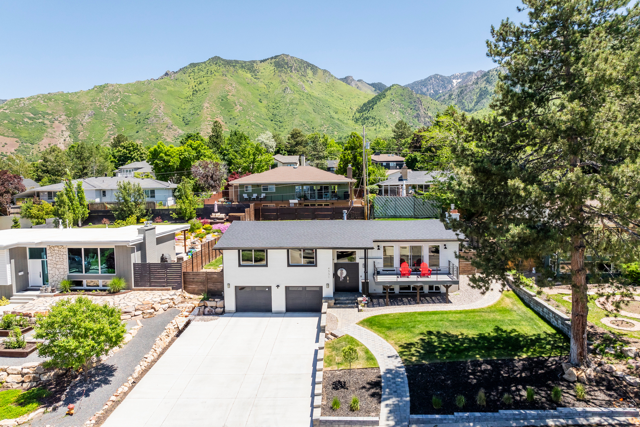 MT OLYMPUS HILLS - Residential Lease