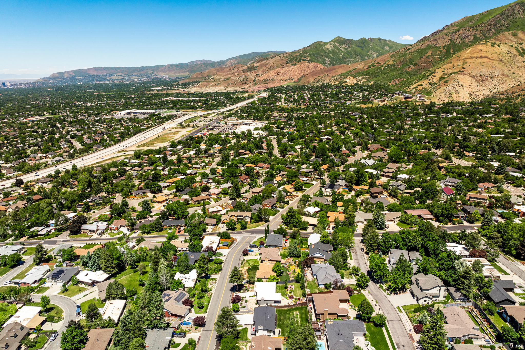 MT OLYMPUS HILLS - Residential Lease