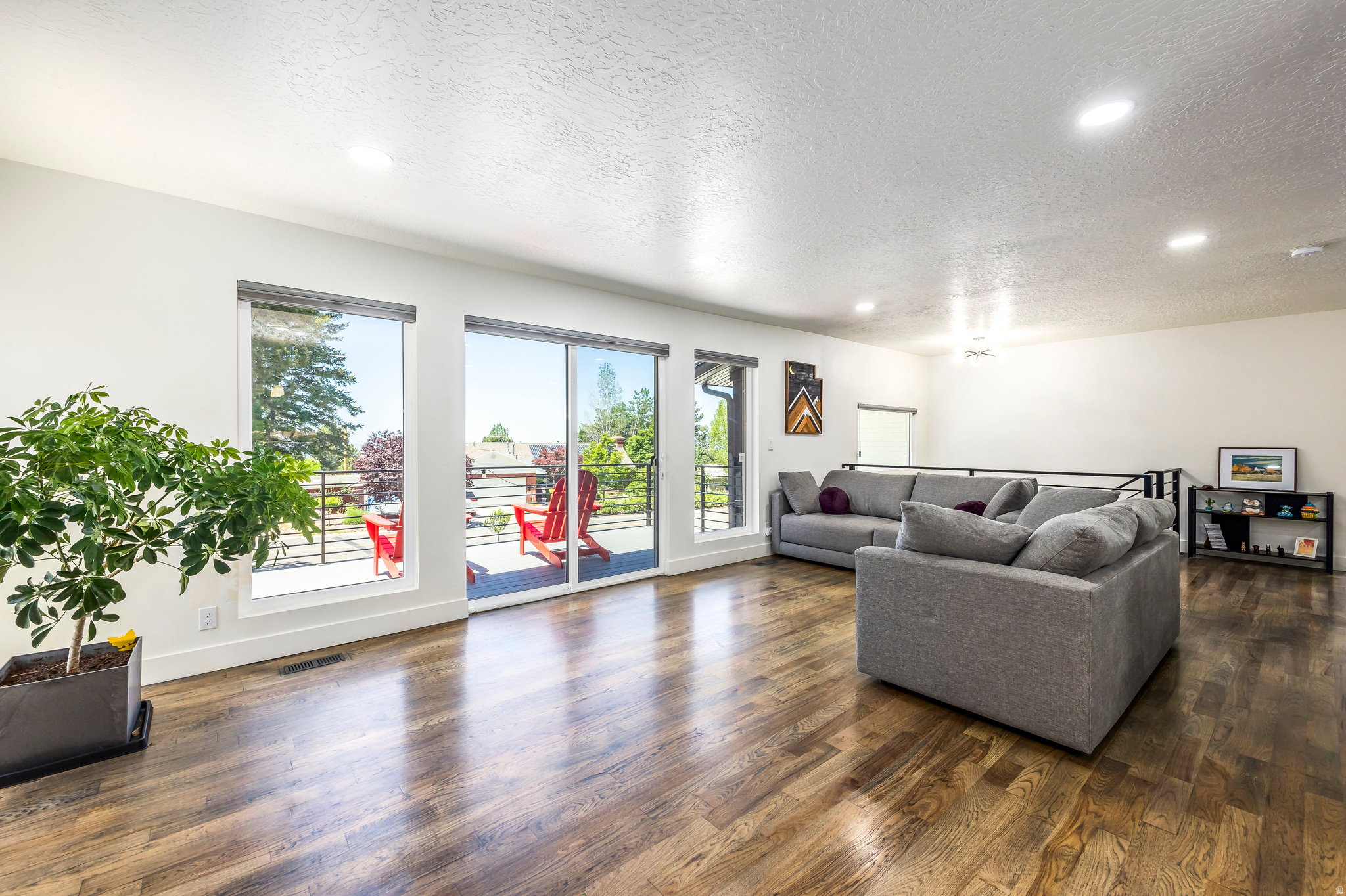 MT OLYMPUS HILLS - Residential Lease