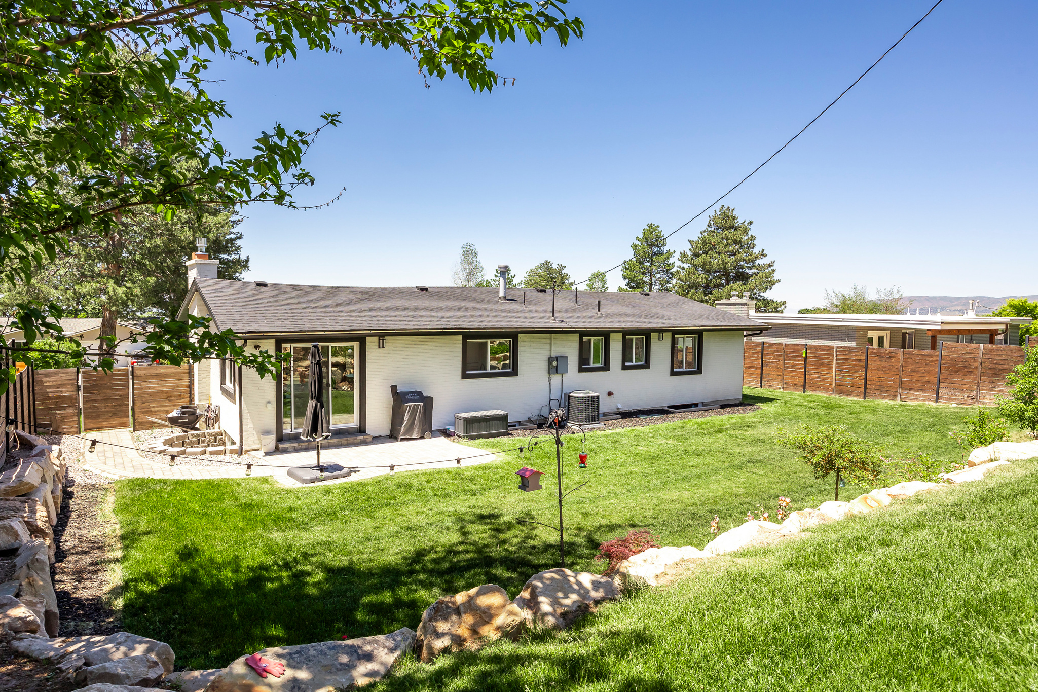 MT OLYMPUS HILLS - Residential Lease