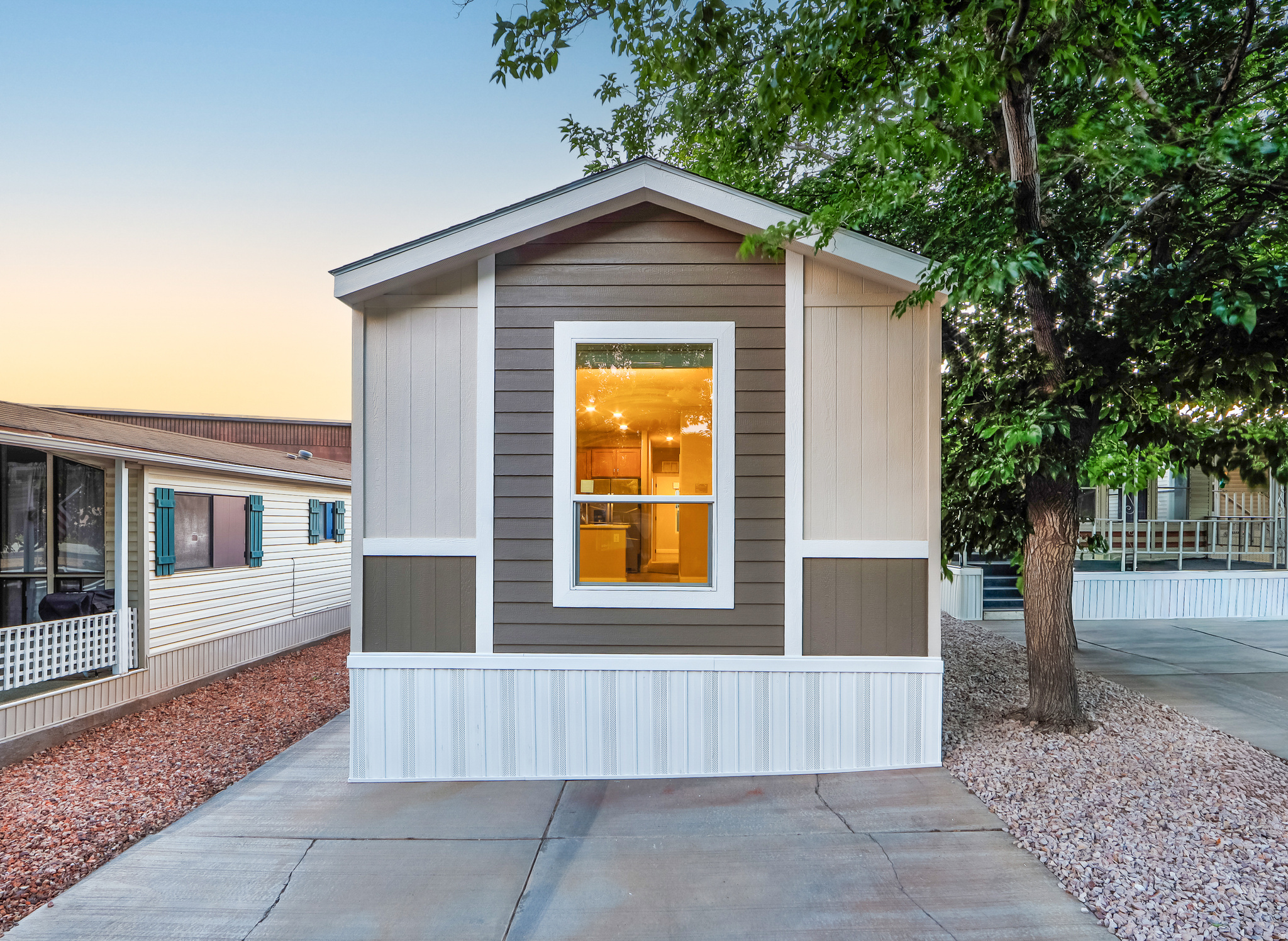 CANYON BREEZE RV RESORT - Residential