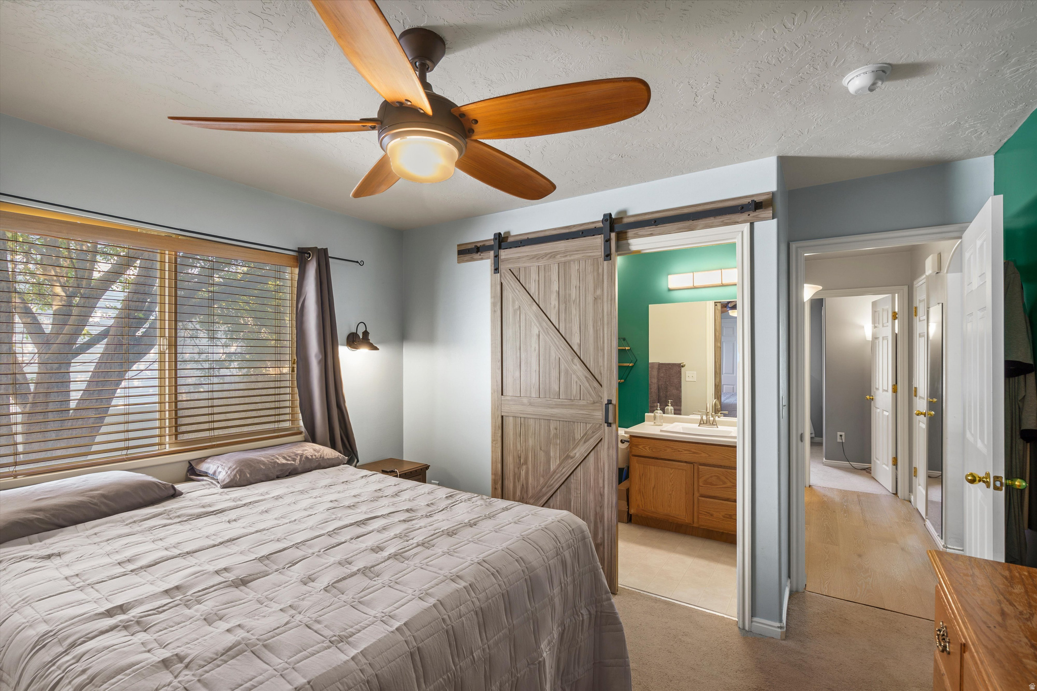 TAYLORS POINTE - Residential