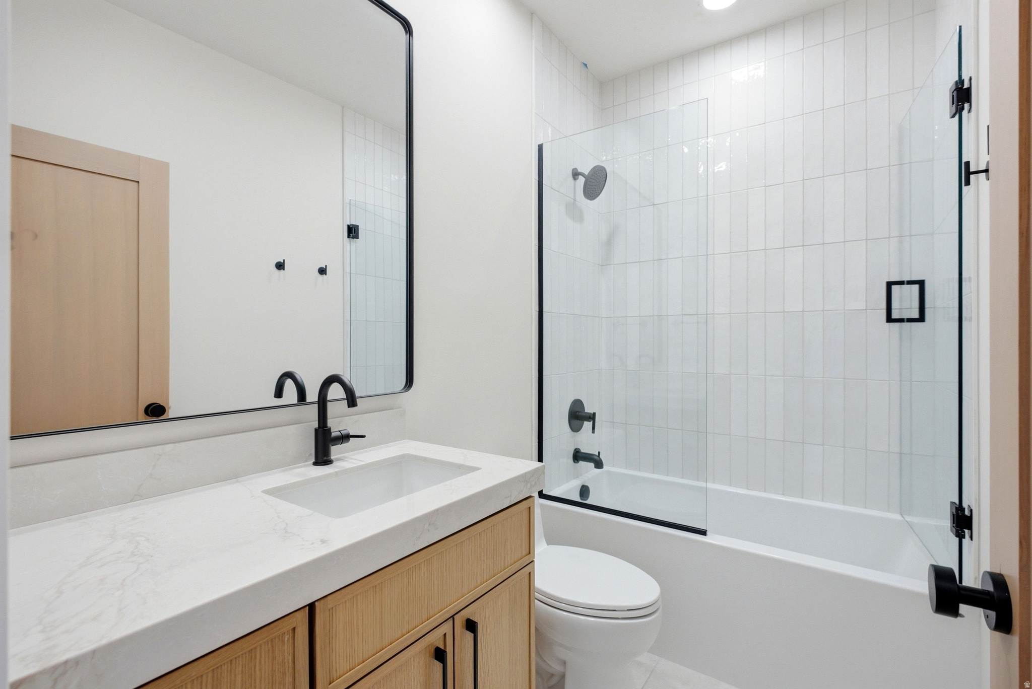 STUDIO CROSSING TOWNHOMES - Residential