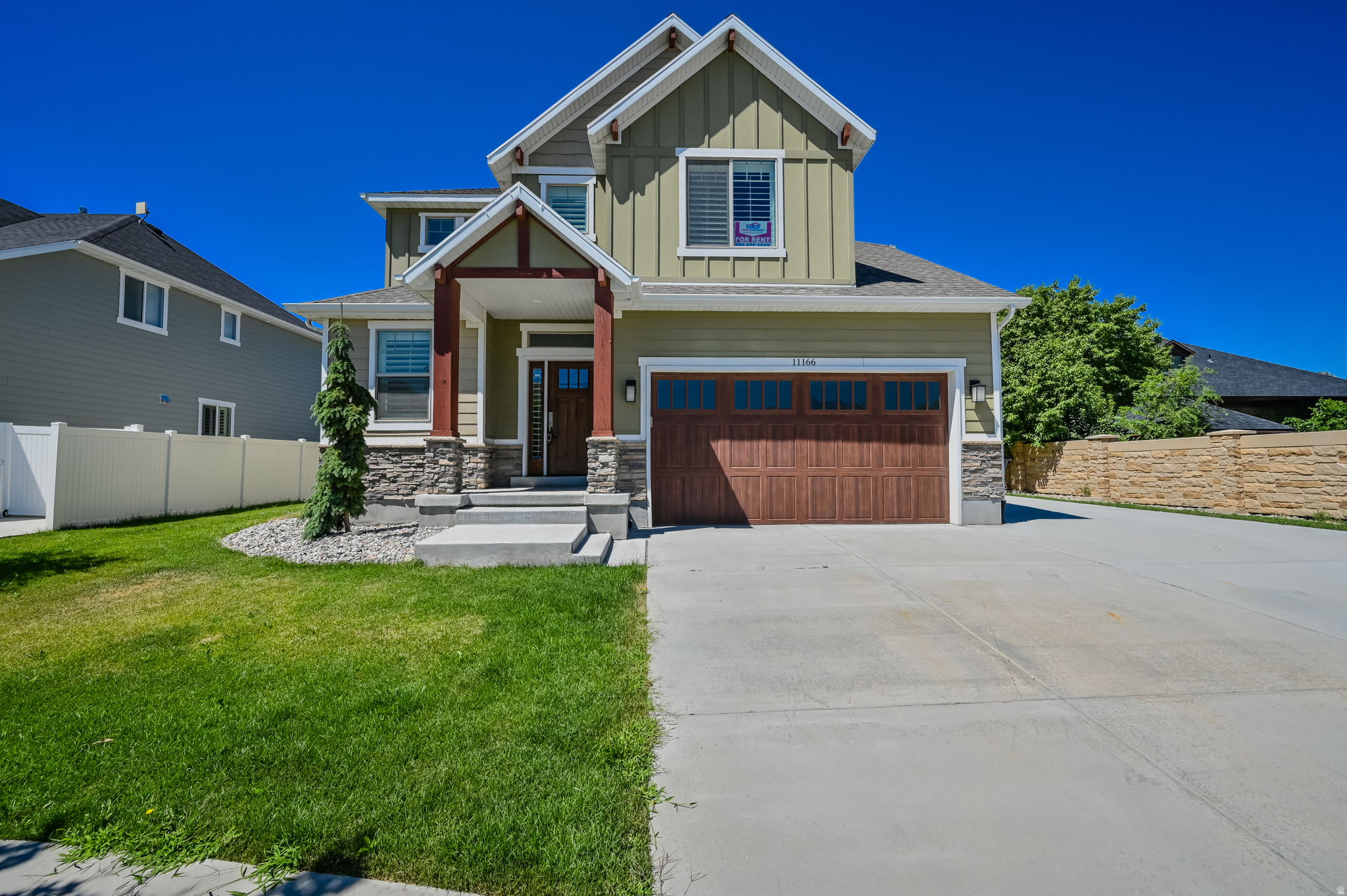 DELANDRAE HEIGHTS - Residential Lease