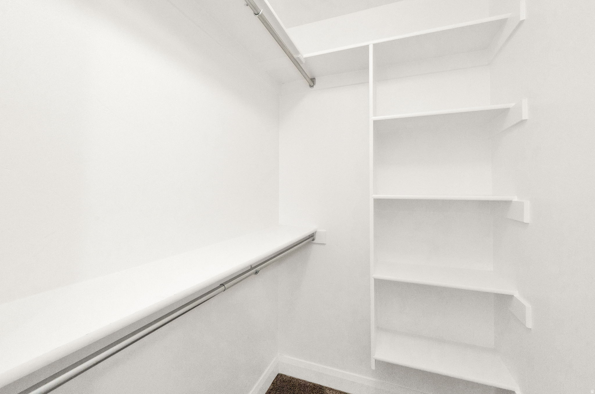 DELANDRAE HEIGHTS - Residential Lease