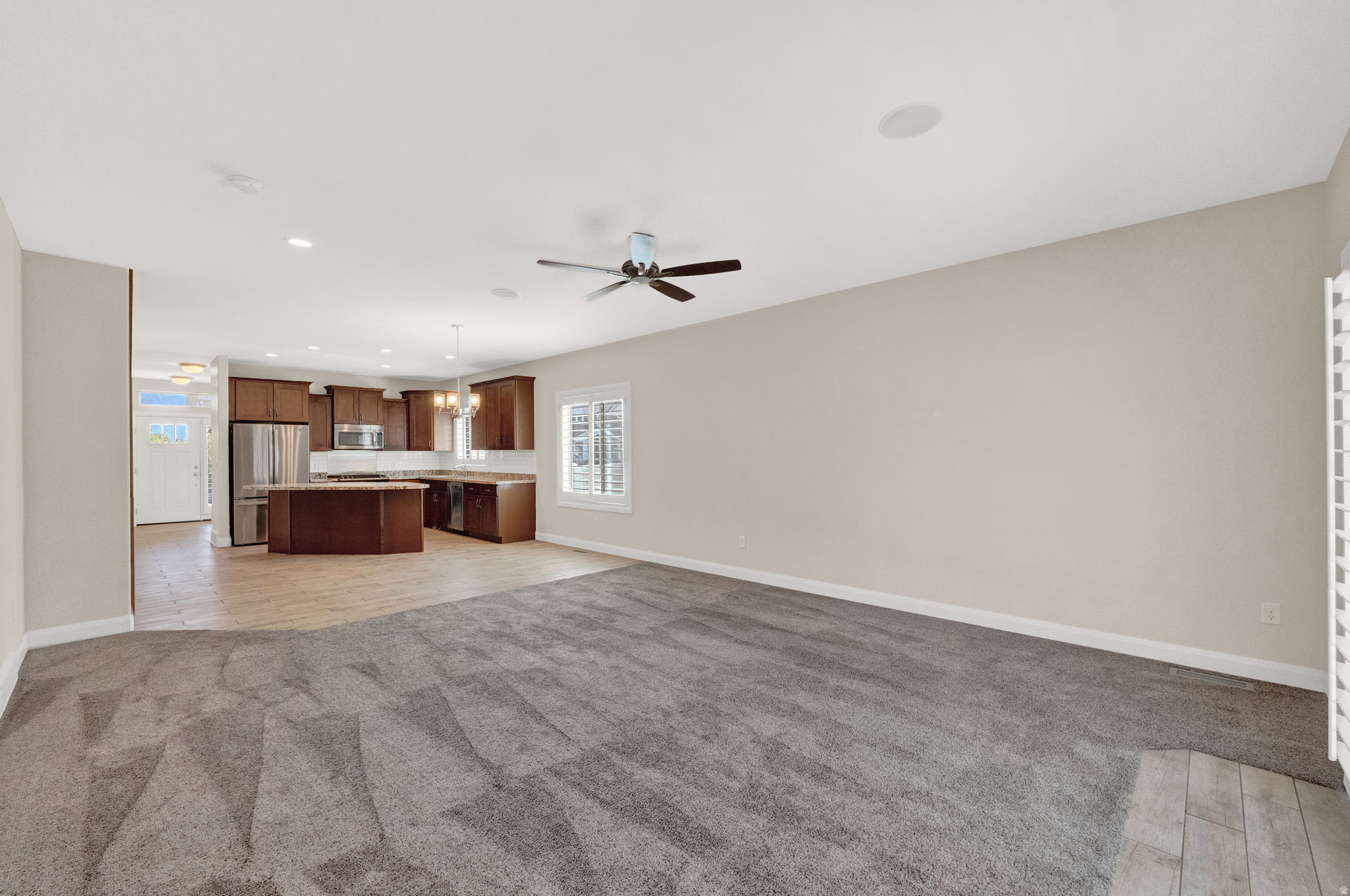 DELANDRAE HEIGHTS - Residential Lease