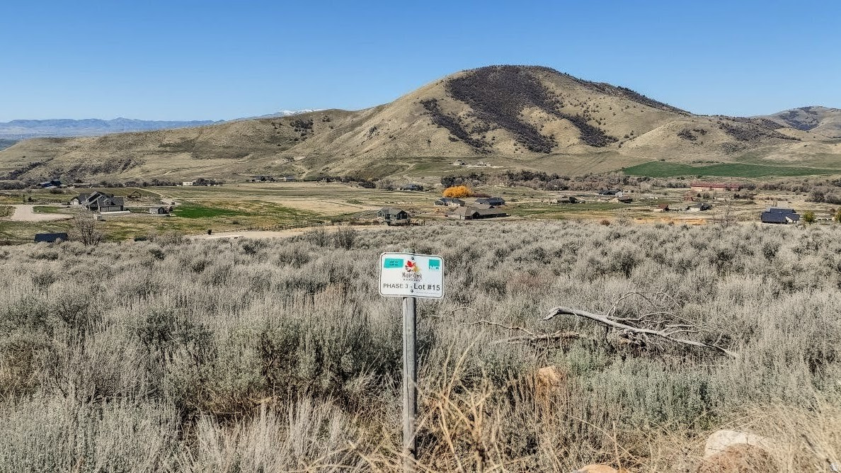 PHASE 3 MAPLE CREEK RANCHES SUBDIVISION - Land