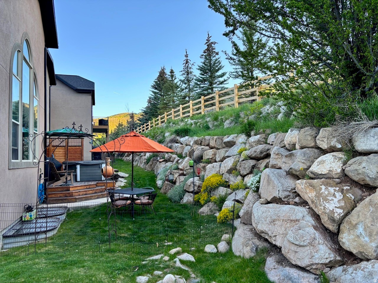SWISS ALPENHOF PUD - Residential